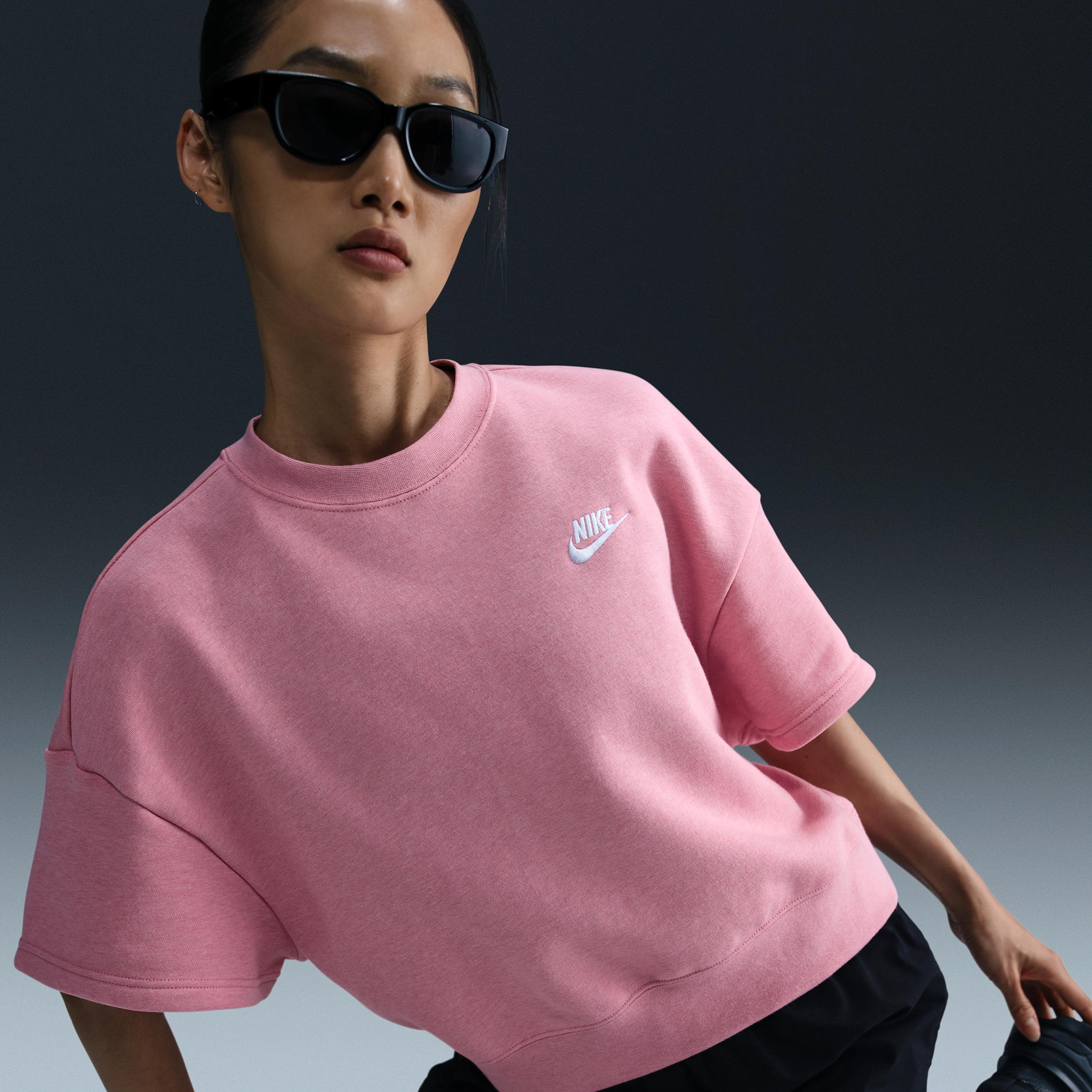 Nike Sportswear Club Fleece Women's Loose Top Product Image