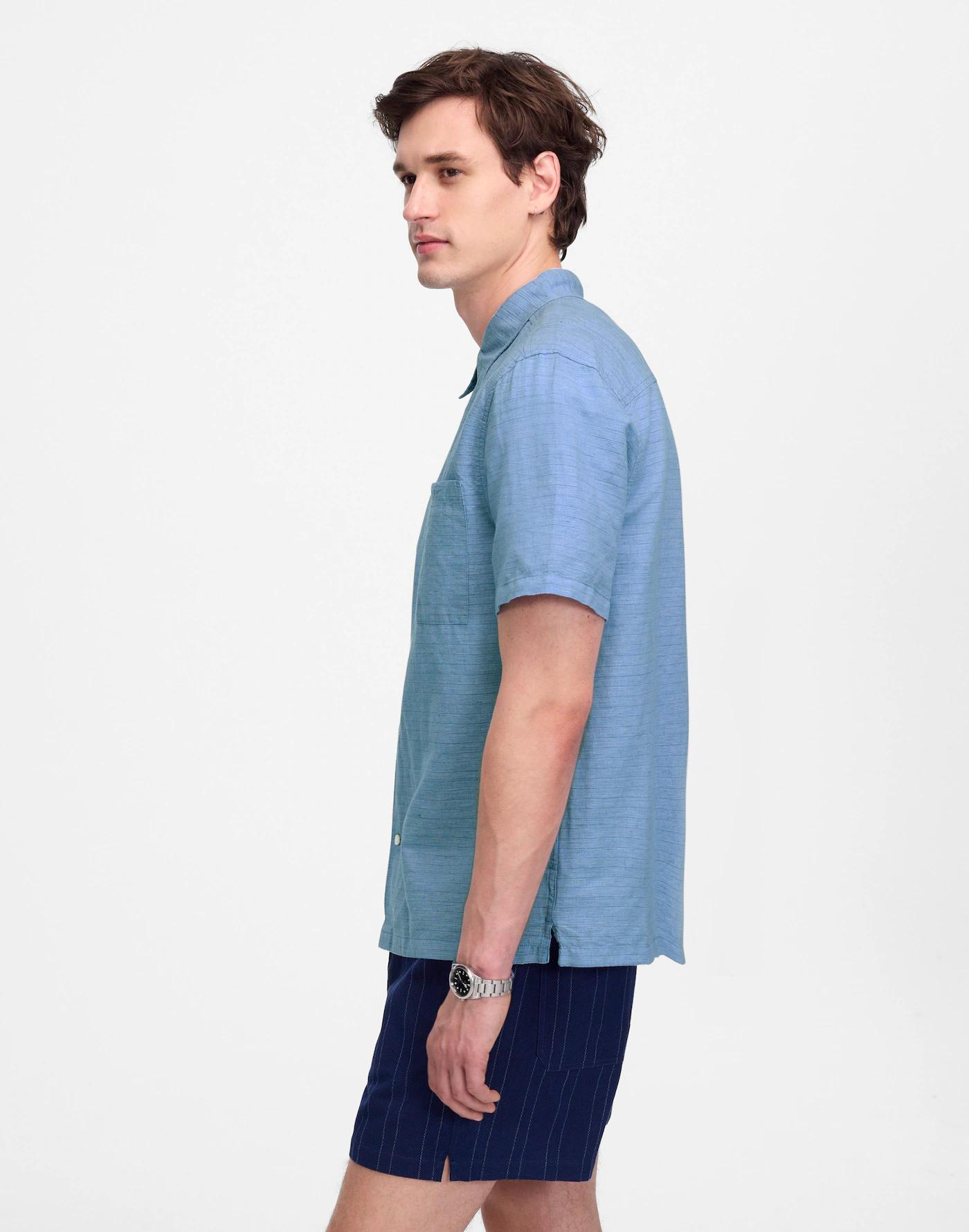 Button-Up Short-Sleeve Shirt in Cotton-Linen Blend Product Image