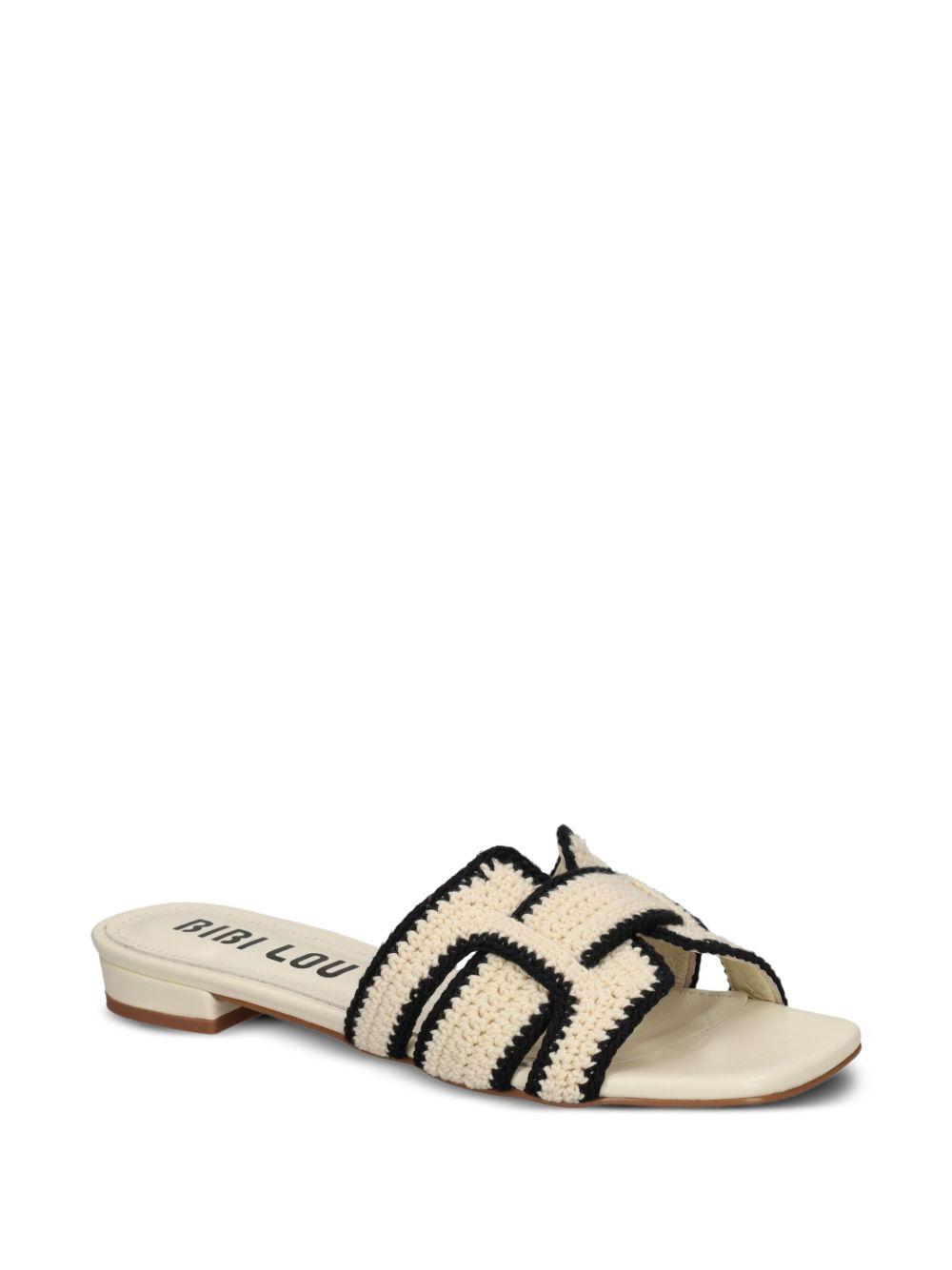 leather flat sandals Product Image