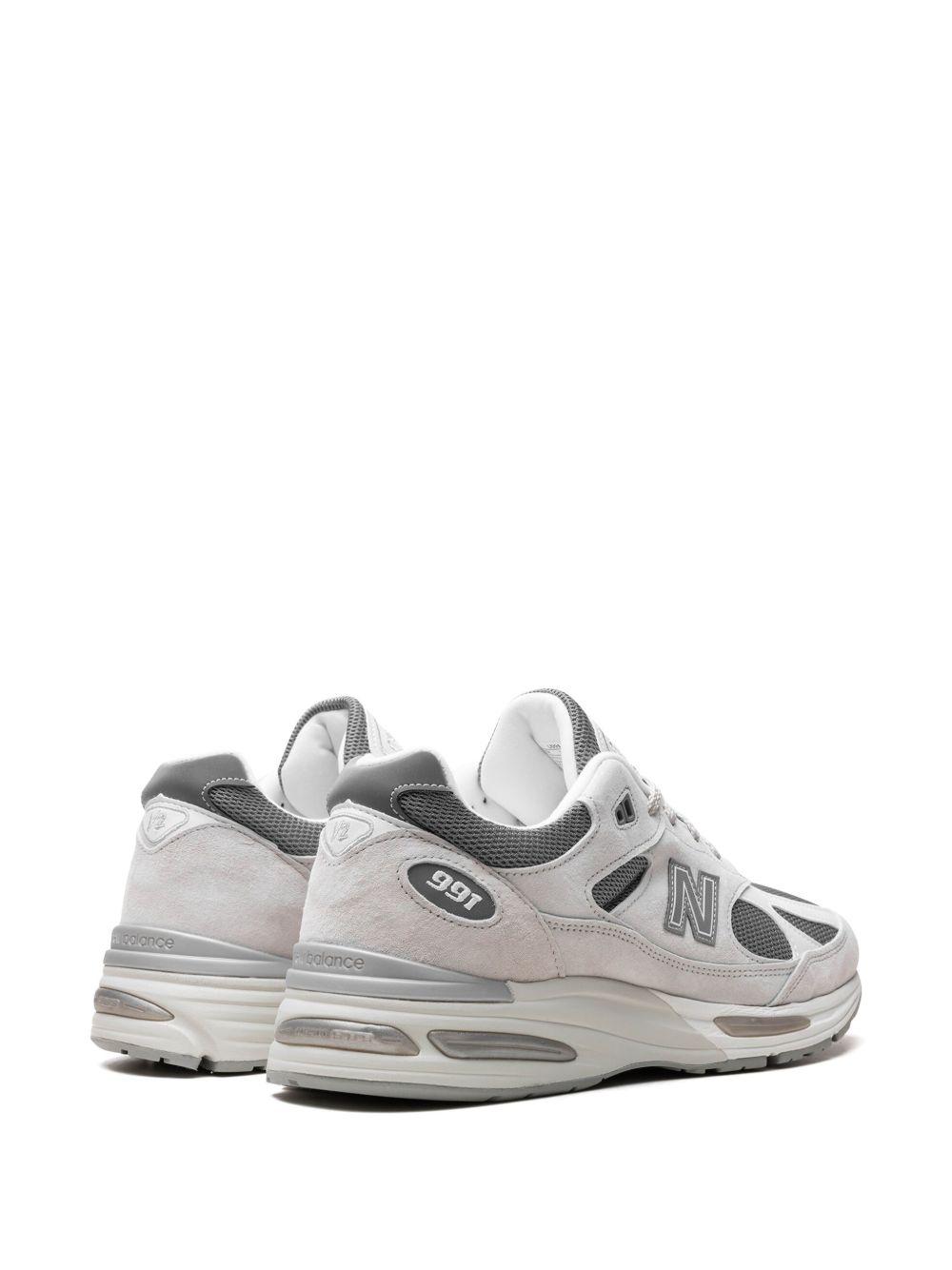 MADE in UK 991v2 sneakers Product Image