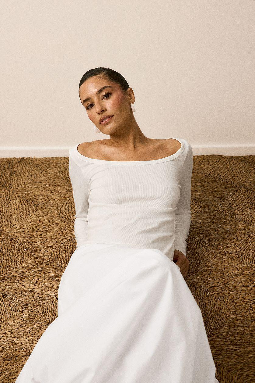 Scoop Neck Ribbed Top Product Image