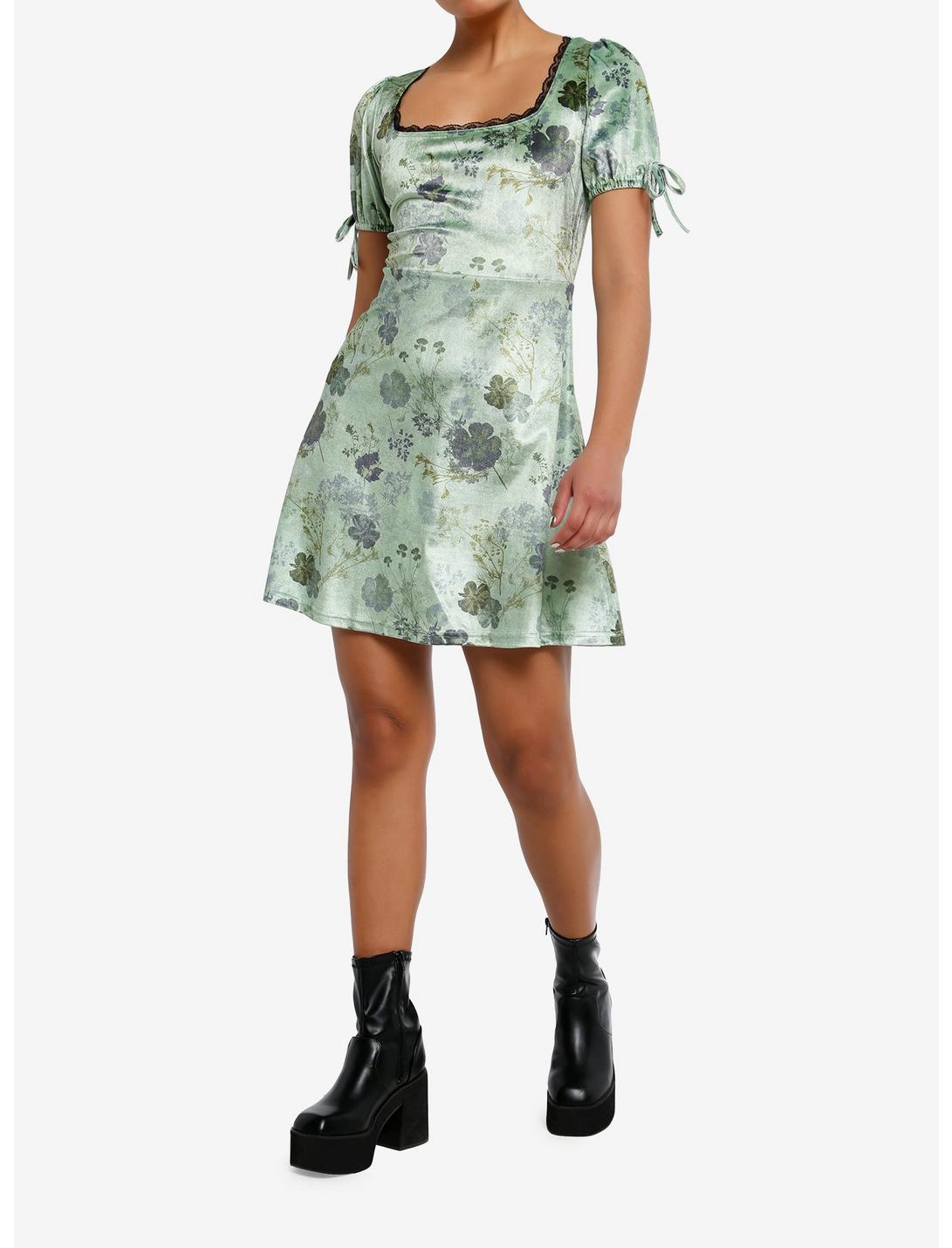 Daisy Street Green Floral Velvet Puff Sleeve Mini Dress Product Image