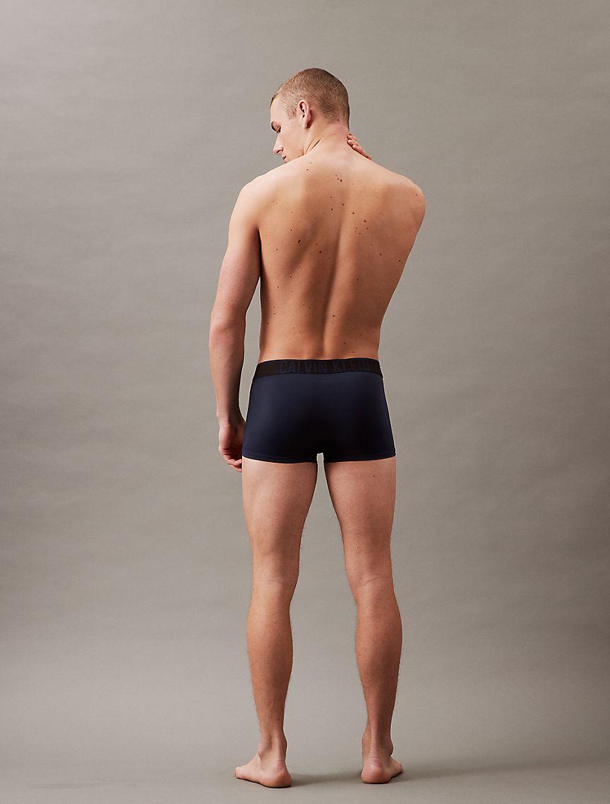 Intense Power Ultra Cooling Low Rise Trunk Product Image