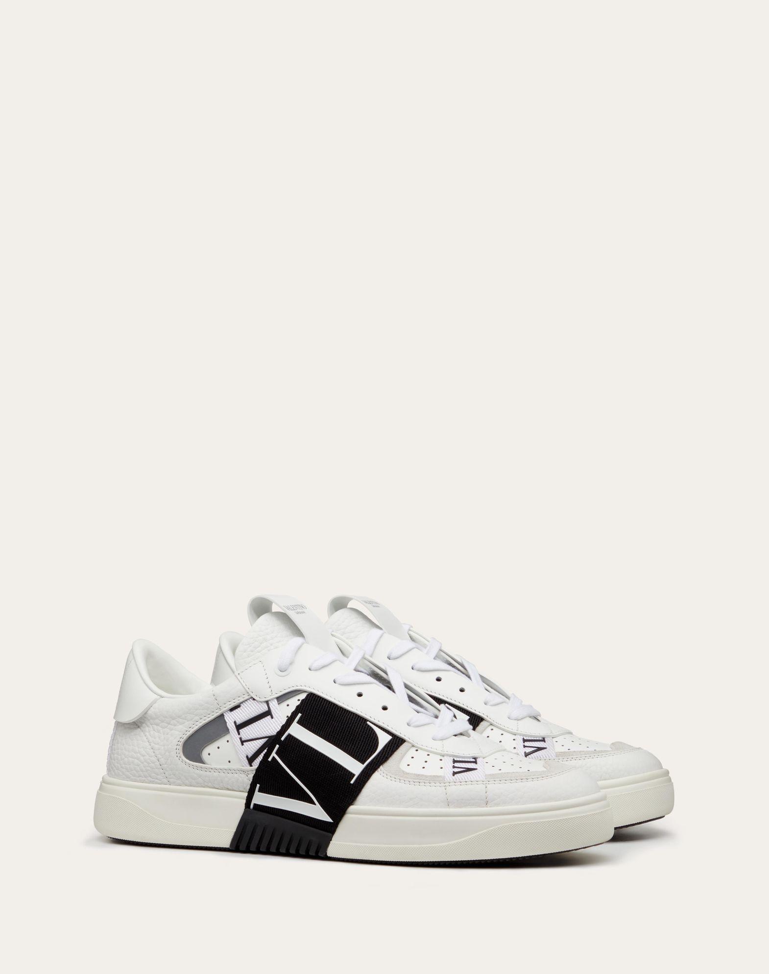 Low-Top Calfskin Vl7N Sneaker With Bands Product Image