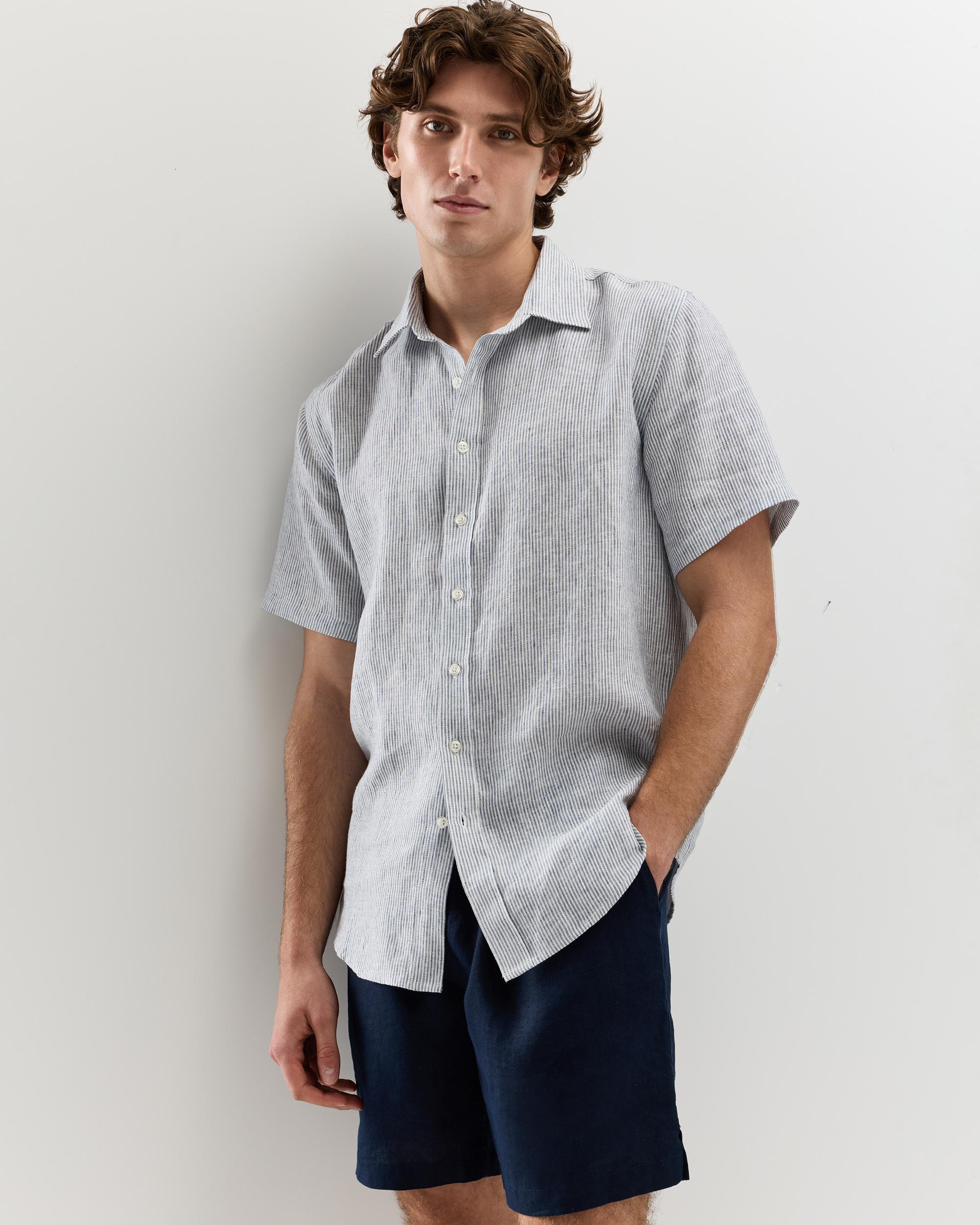 Quince | Men's 100% European Linen Relaxed Short Sleeve Shirt Product Image