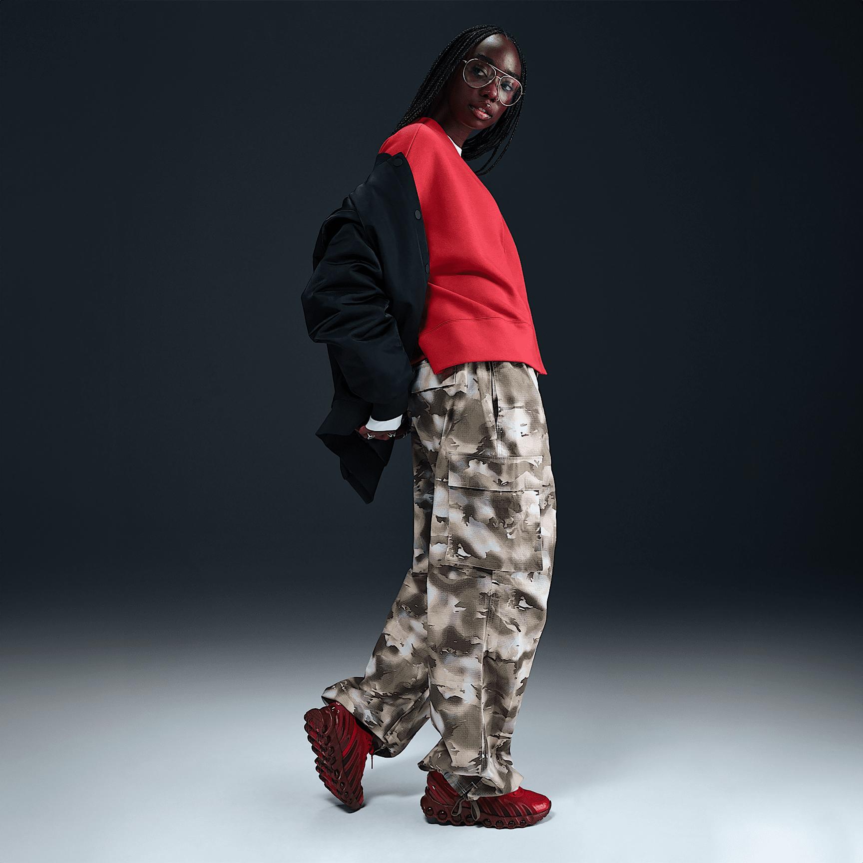 Nike Air Max Dn8 Women's Shoes Product Image