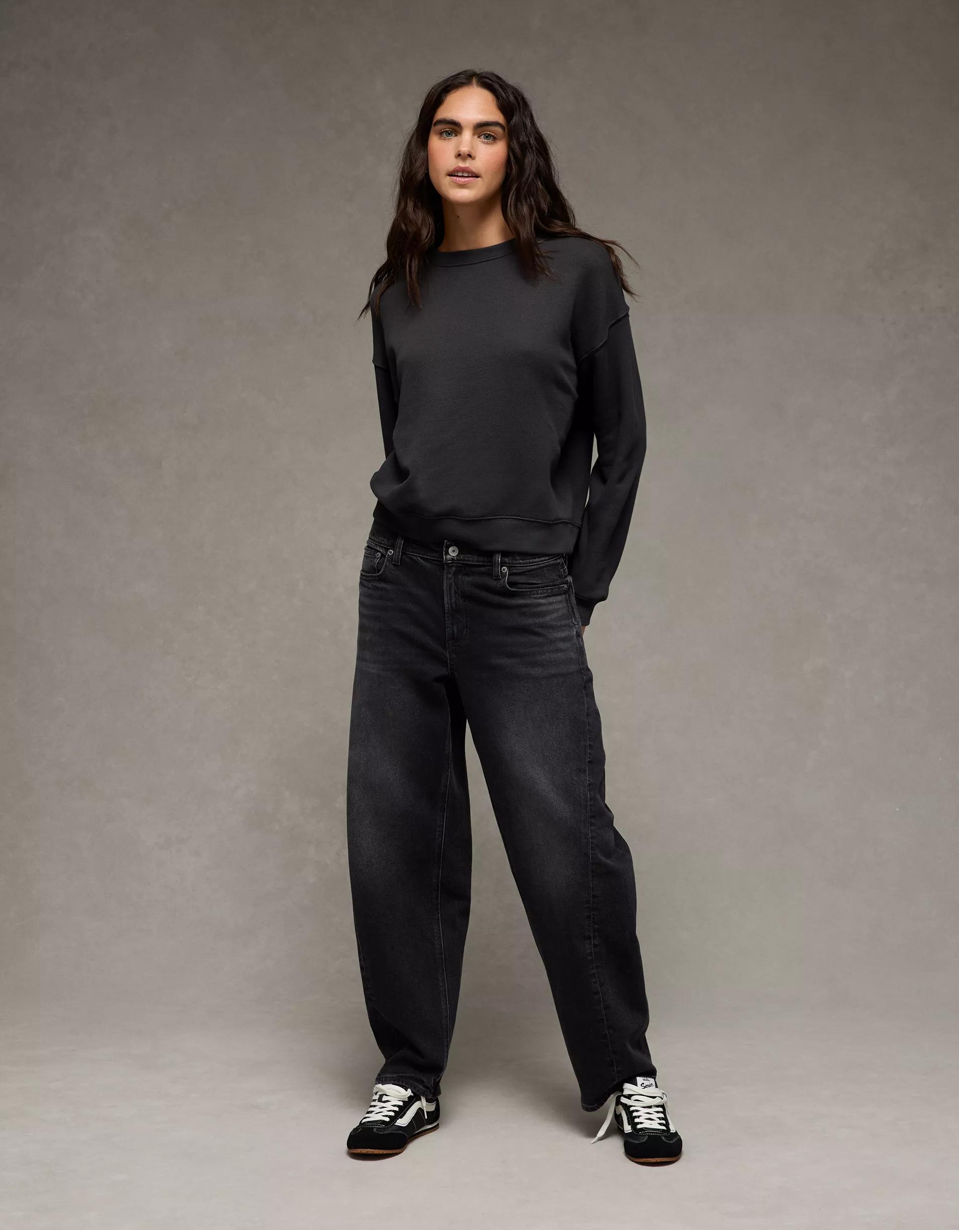 AE Relaxed Crew Neck Sweatshirt Product Image