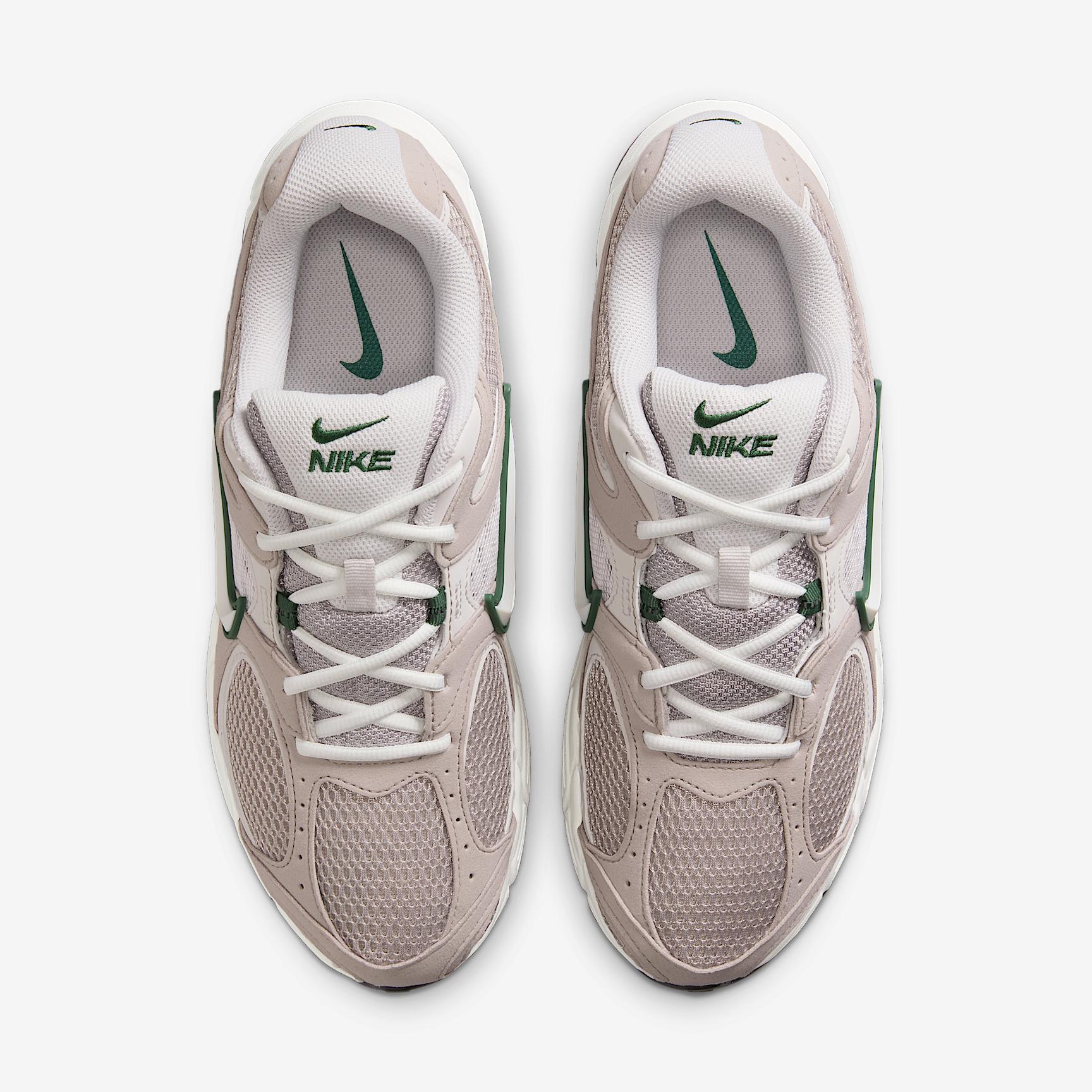 Nike Mens V5 RNR Shoes | II6292-001 Product Image