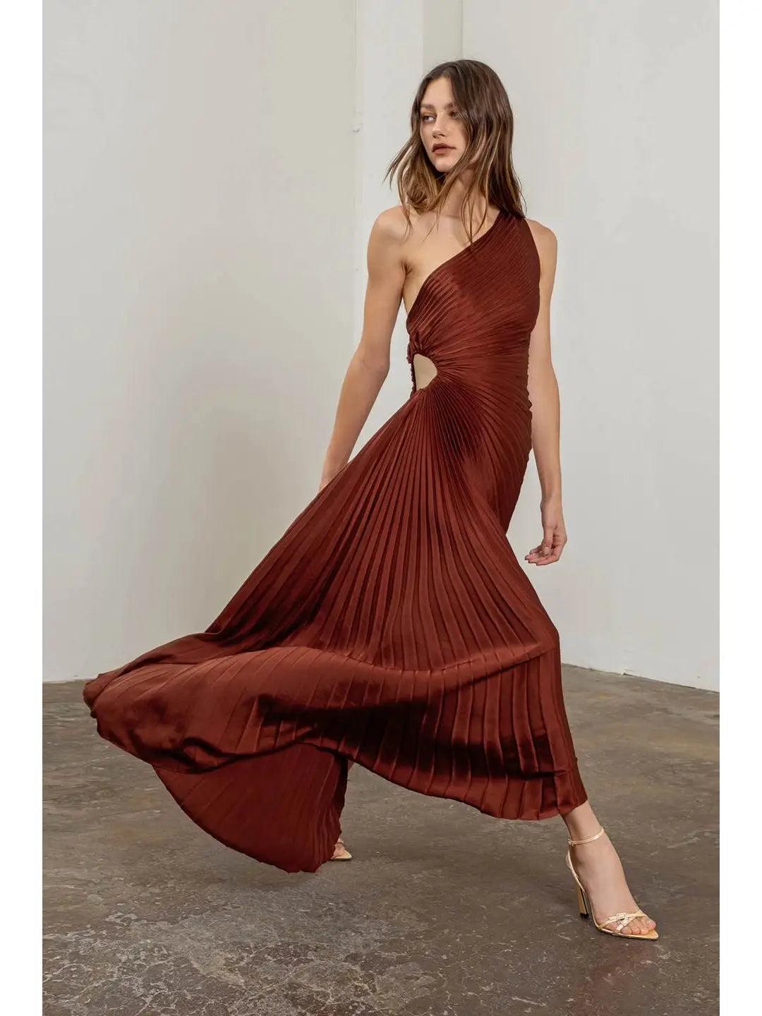 Unbalance Cutting Pleats Midi Dress Product Image