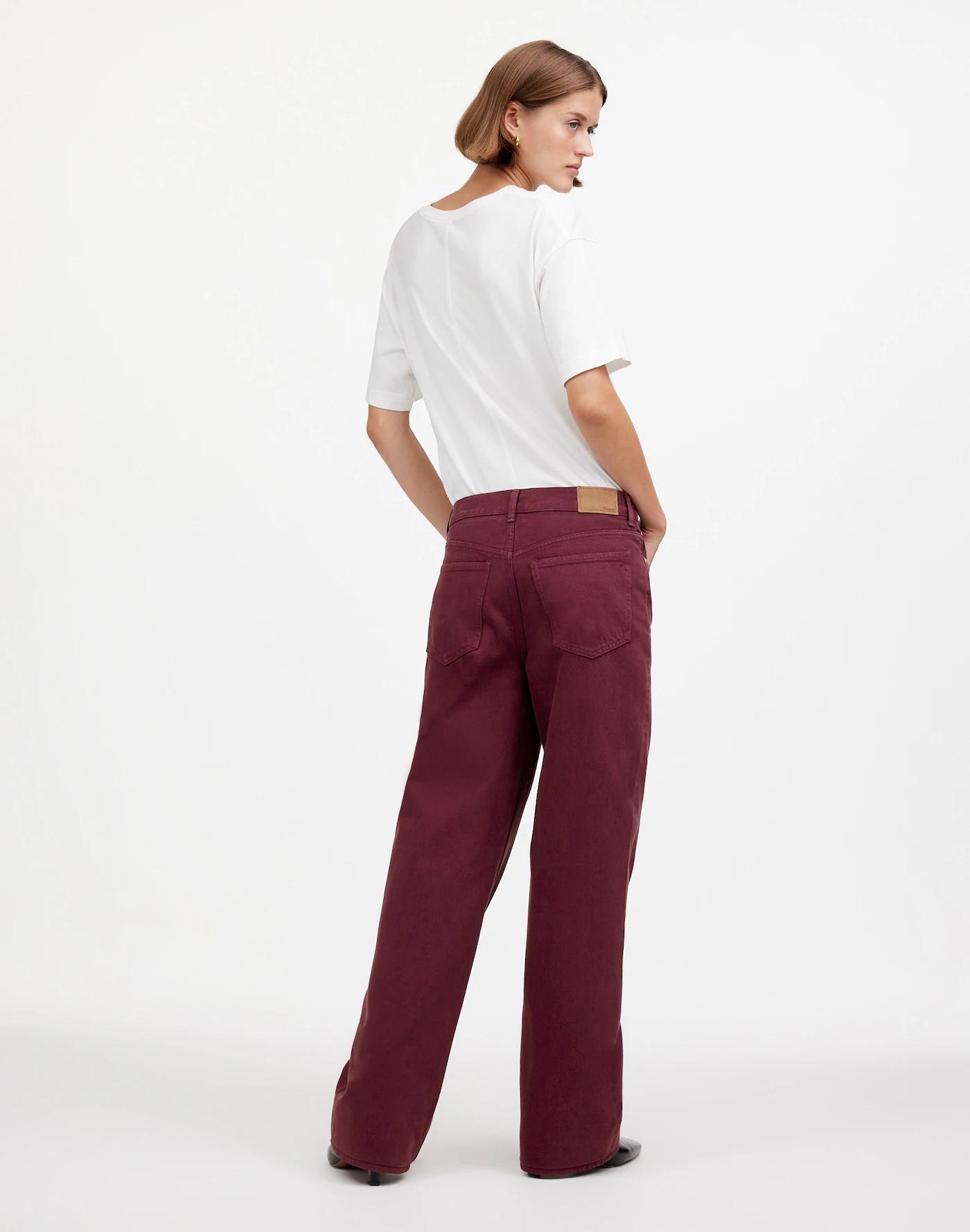 Low-Slung Baggy Jeans Product Image