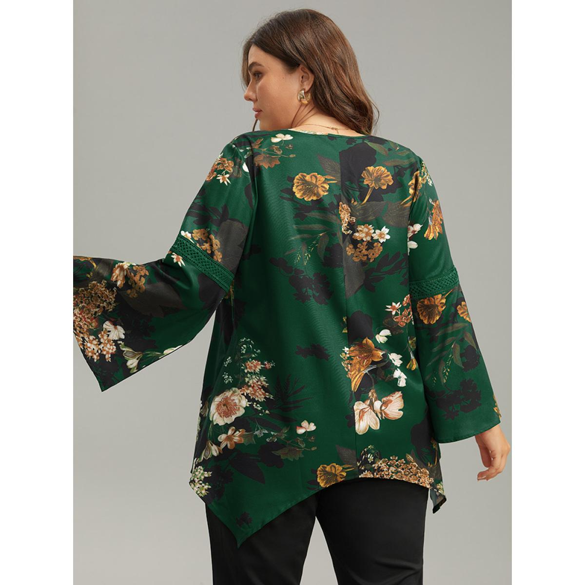 Plus Size DarkGreen Floral Lace Panel V Neck Hanky Hem Blouse Women Elegant Long Sleeve V-neck Dailywear Blouses BloomChic 14-16/1X Product Image