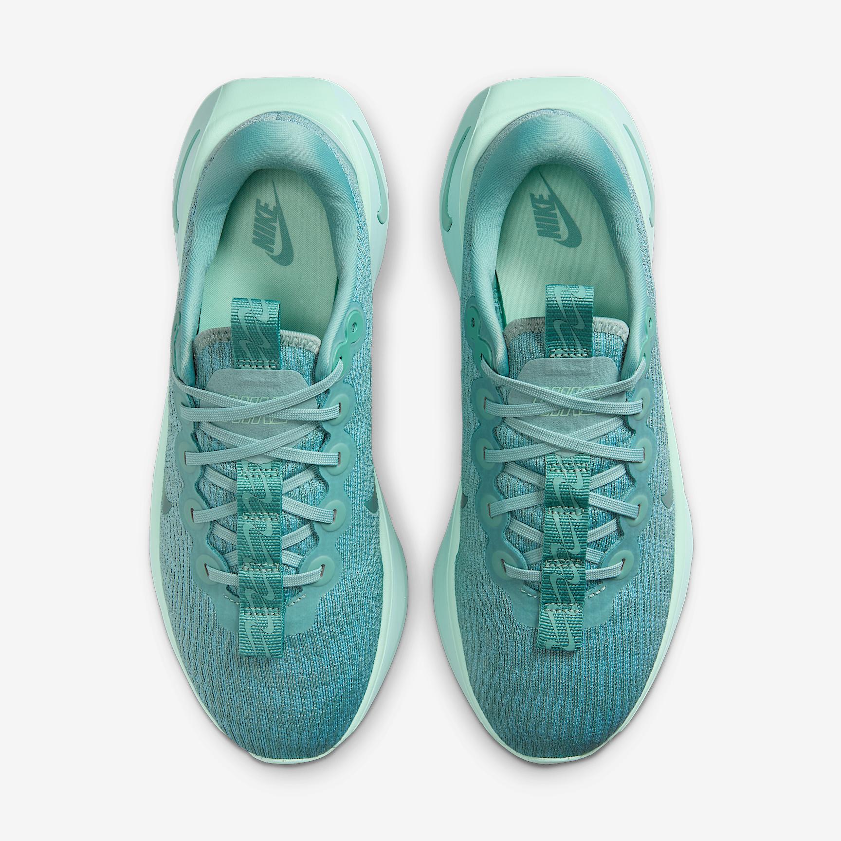 Nike Womens Motiva Walking Shoes | DV1238-011 Product Image