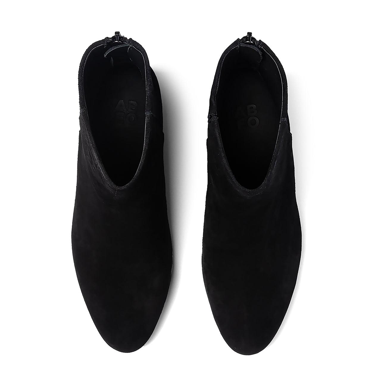 Plaza Back Zip Female Product Image