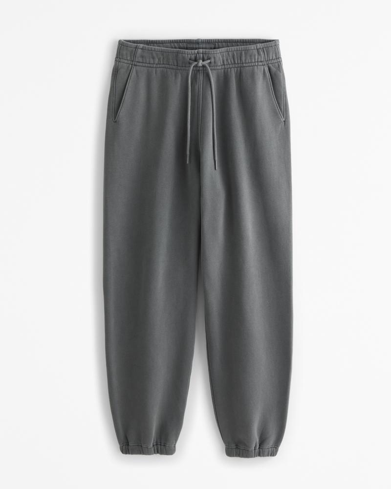 Essential Baggy Sweatpant Product Image