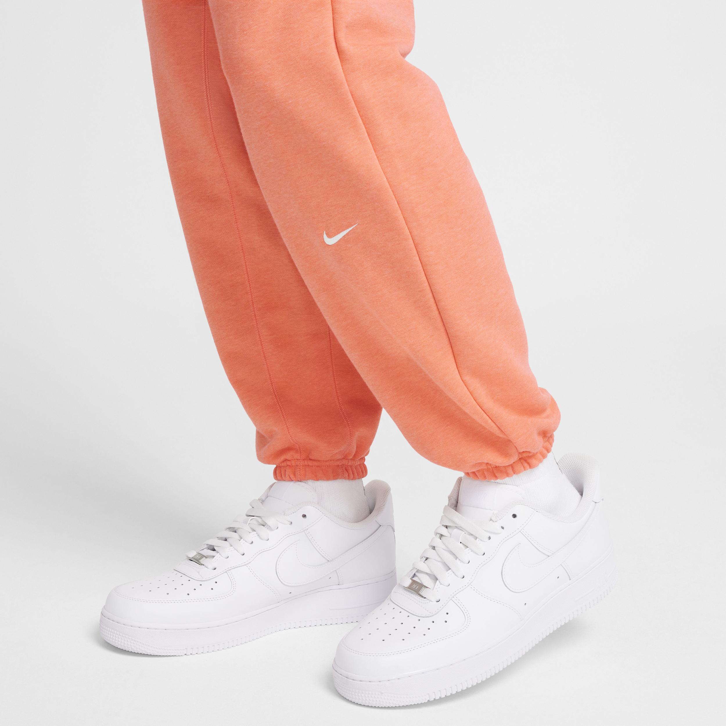 Nike Standard Issue Men's Dri-FIT Basketball Pants Product Image