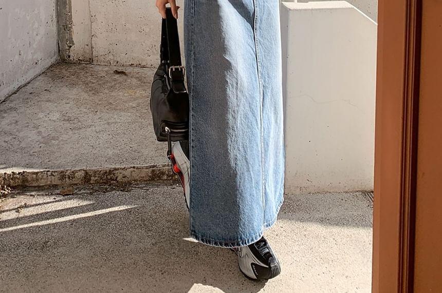 Low-Rise Denim Skirt Product Image