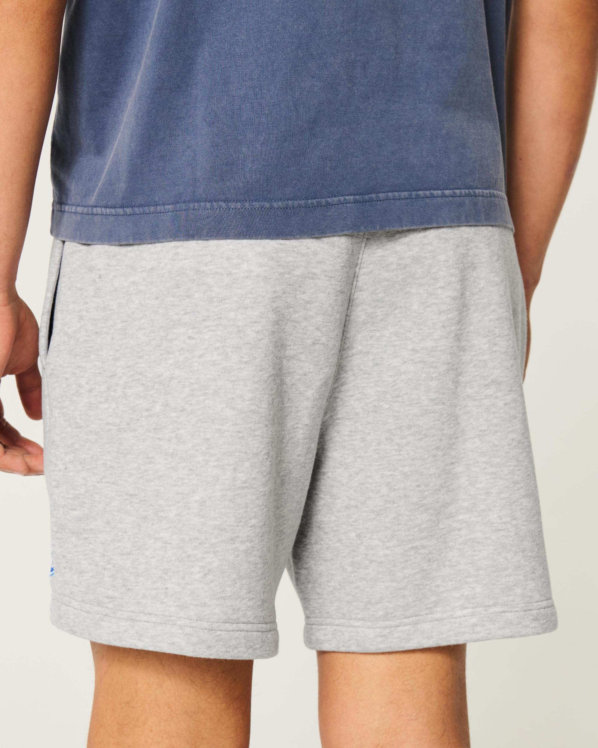 Mid-Thigh Loose Fleece Shorts Product Image