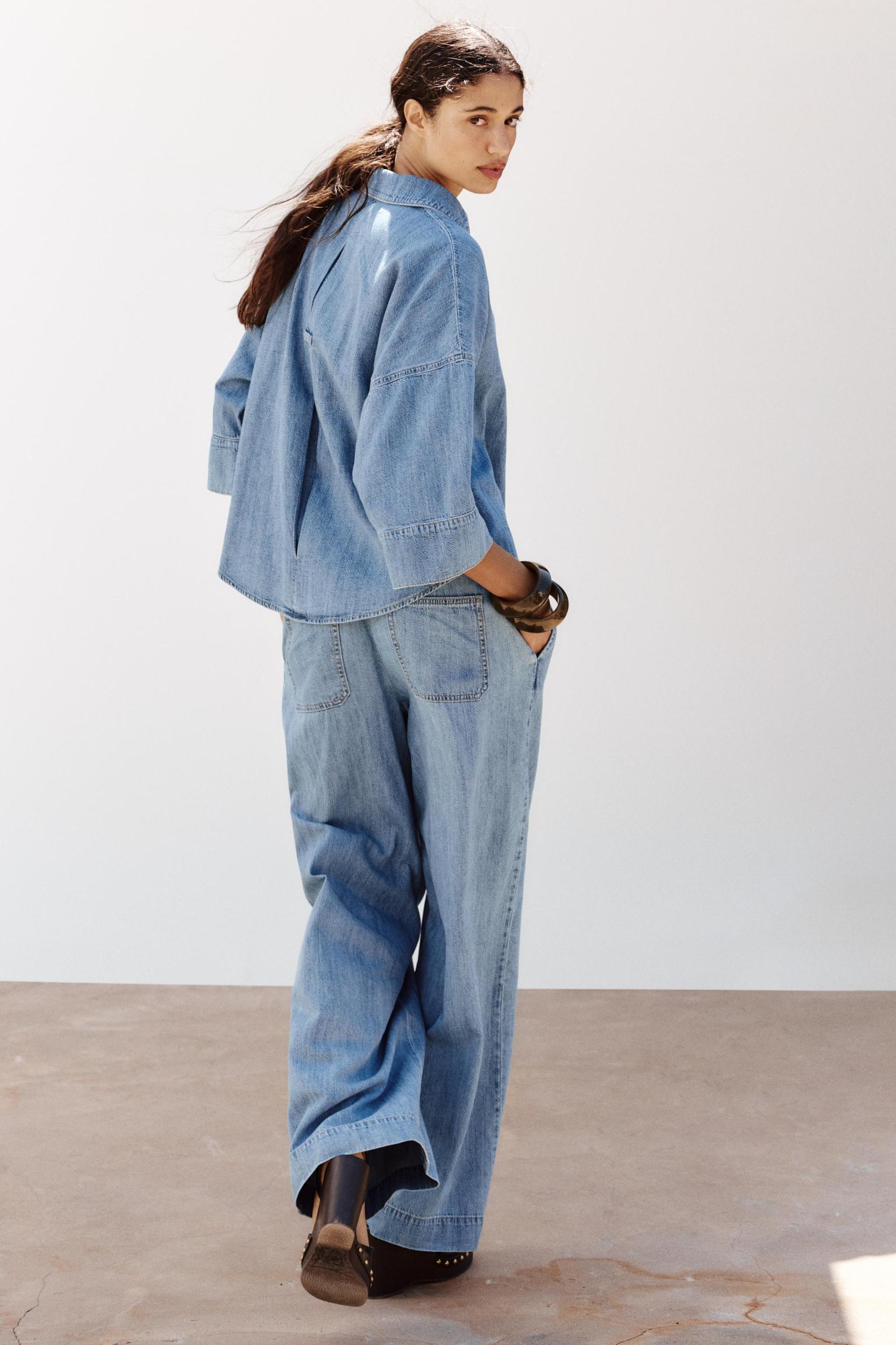 HIGH RISE Z1975 DARTED WIDE LEG JEANS Product Image