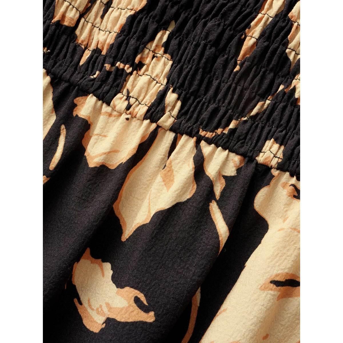 Plus Size Floral Square Neck Shirred Lantern Sleeve Dress Black Women Elegant Shirred Square Neck Long Sleeve Curvy BloomChic 30/6X Product Image