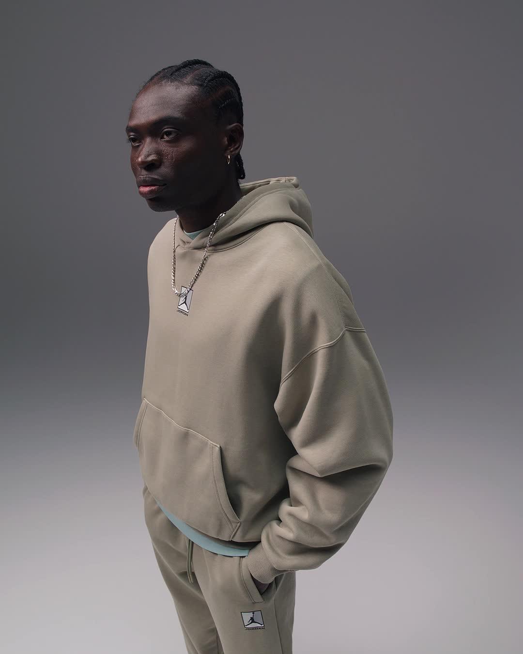 Men's Air Jordan 1 Mid Shoes Product Image