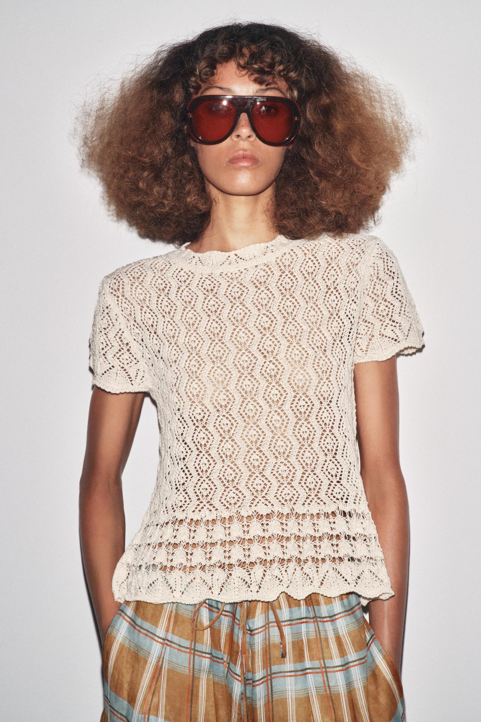 SHORT SLEEVE POINTELLE KNIT TOP Product Image