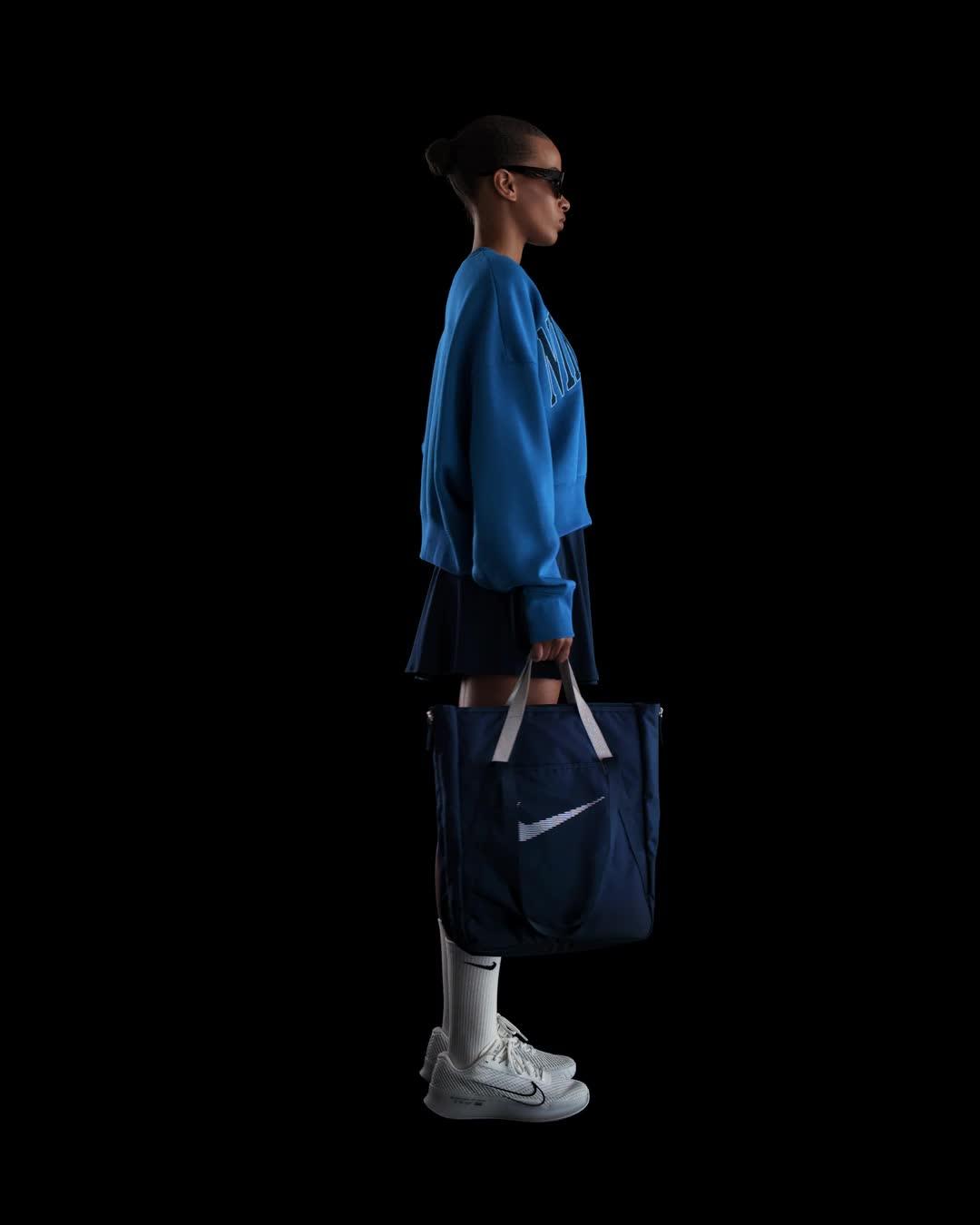 NikeCourt Phoenix Fleece Women's Over-Oversized Crew-Neck Tennis Sweatshirt Product Image