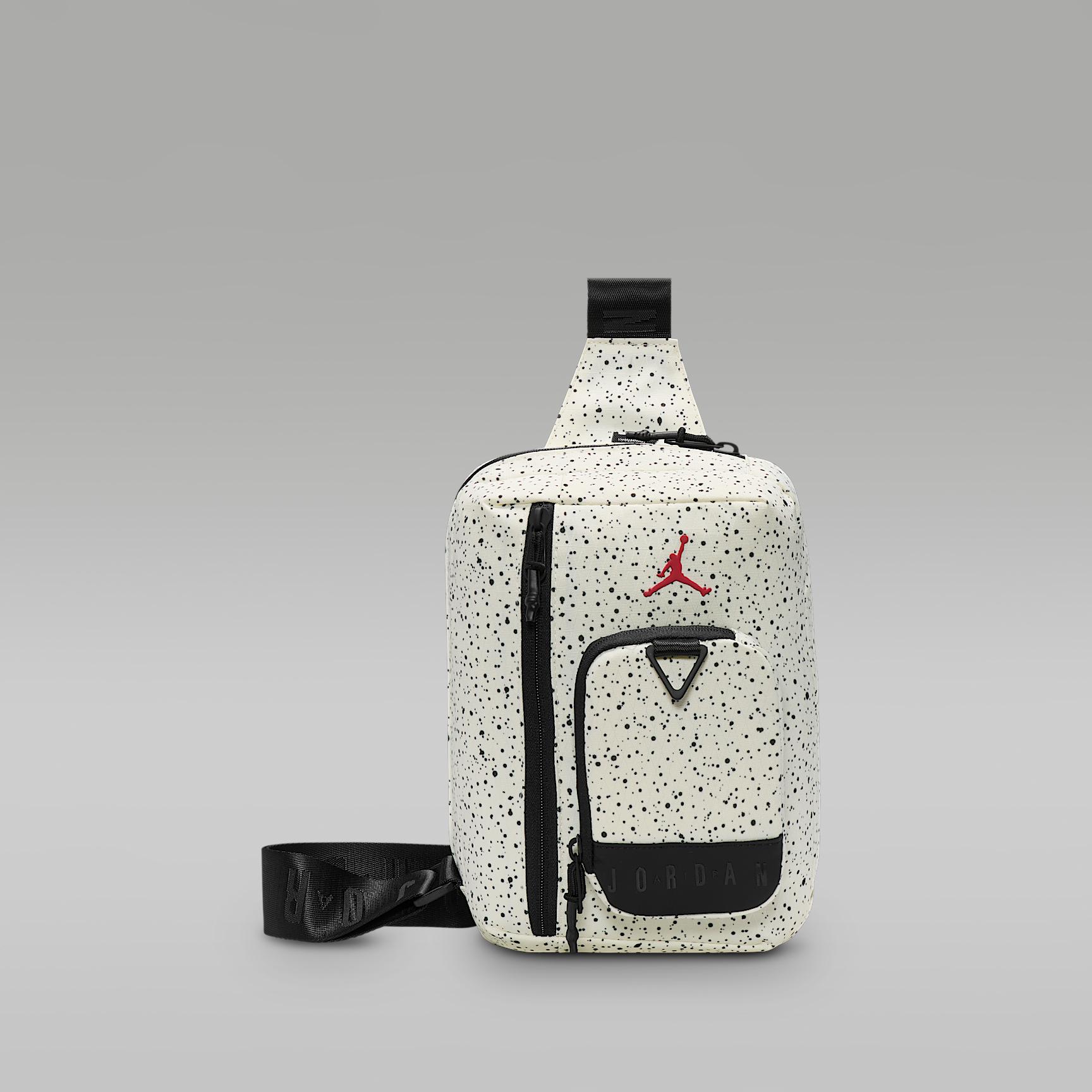 Jordan Collectors Crossbody Bag (3L) Product Image