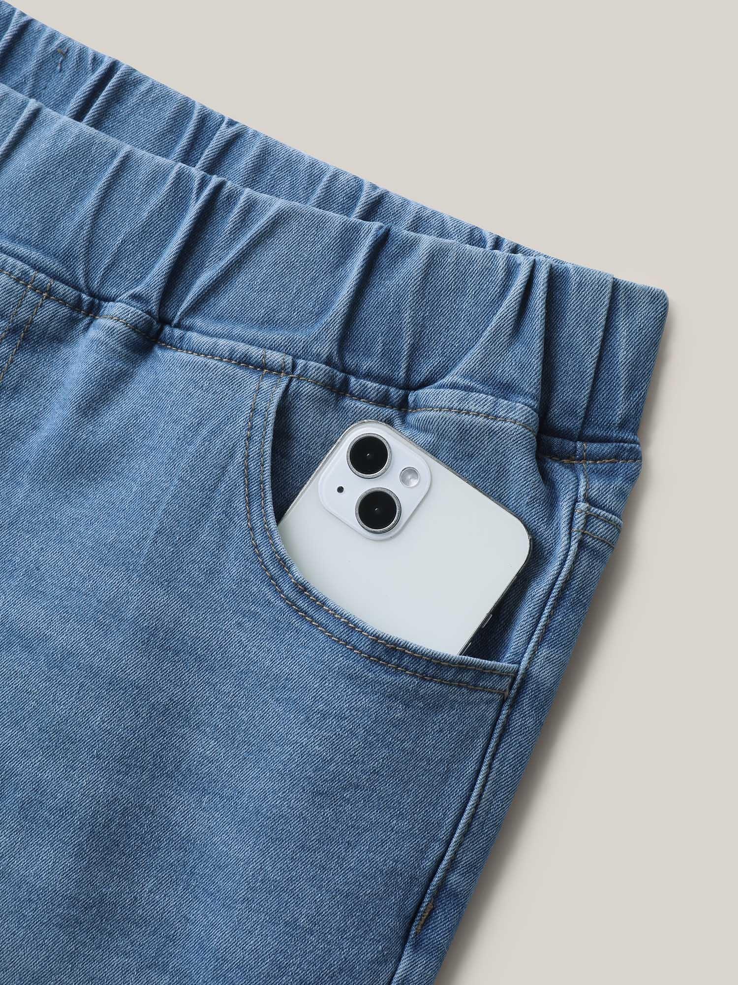 Pull-On Stretchy Waist Denim Shorts Female Product Image