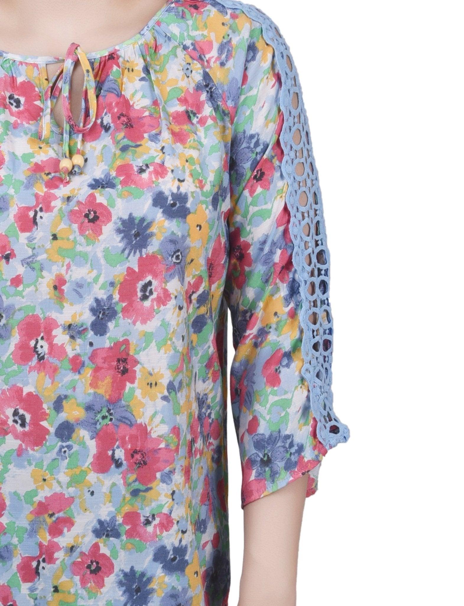 3/4 Length Sleeve Crochet Detail Blouse Product Image