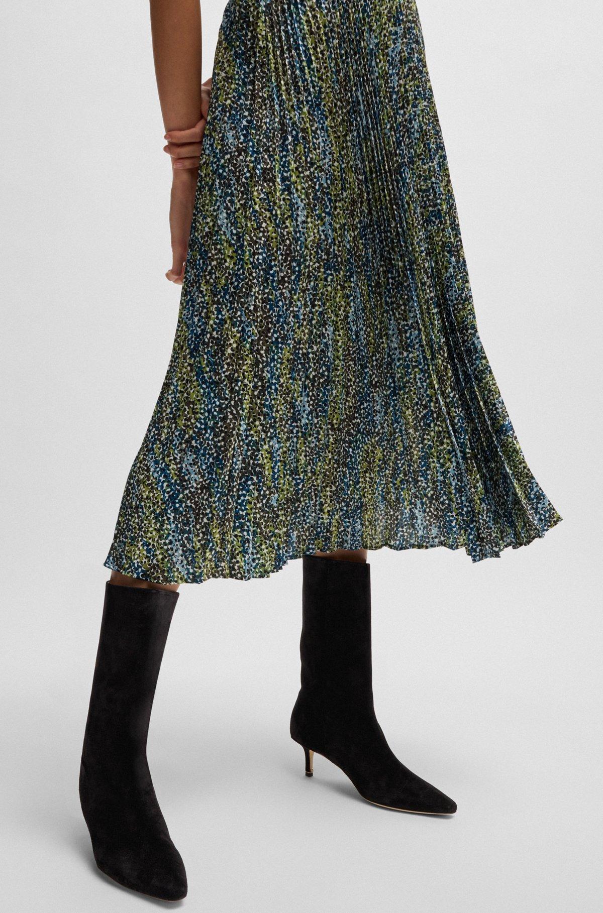 Midi-length skirt in printed plissé satin Product Image