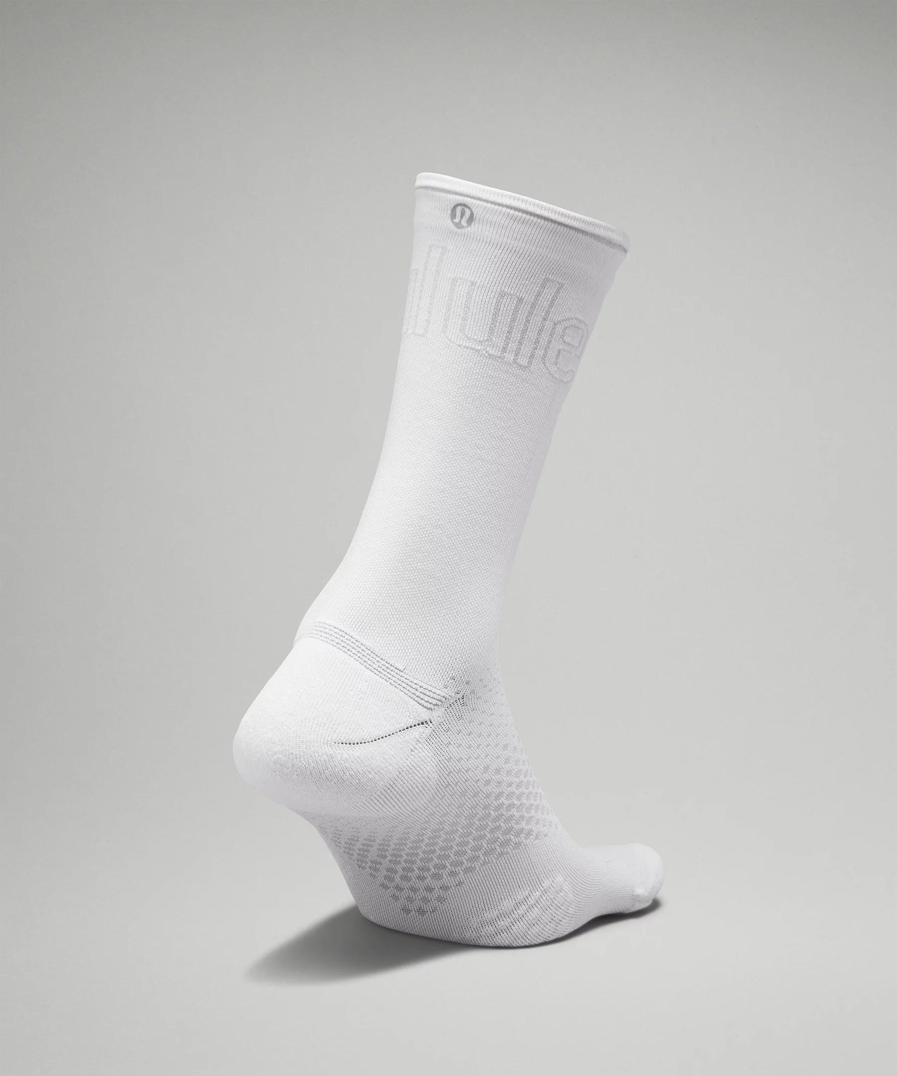 Men's MacroPillow Crew Running Socks *Medium Cushioning Product Image