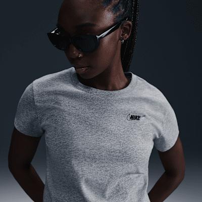 Womens Nike Sportswear Club Short-Sleeve Cropped Graphic T-Shirt | HF9456-063 Product Image