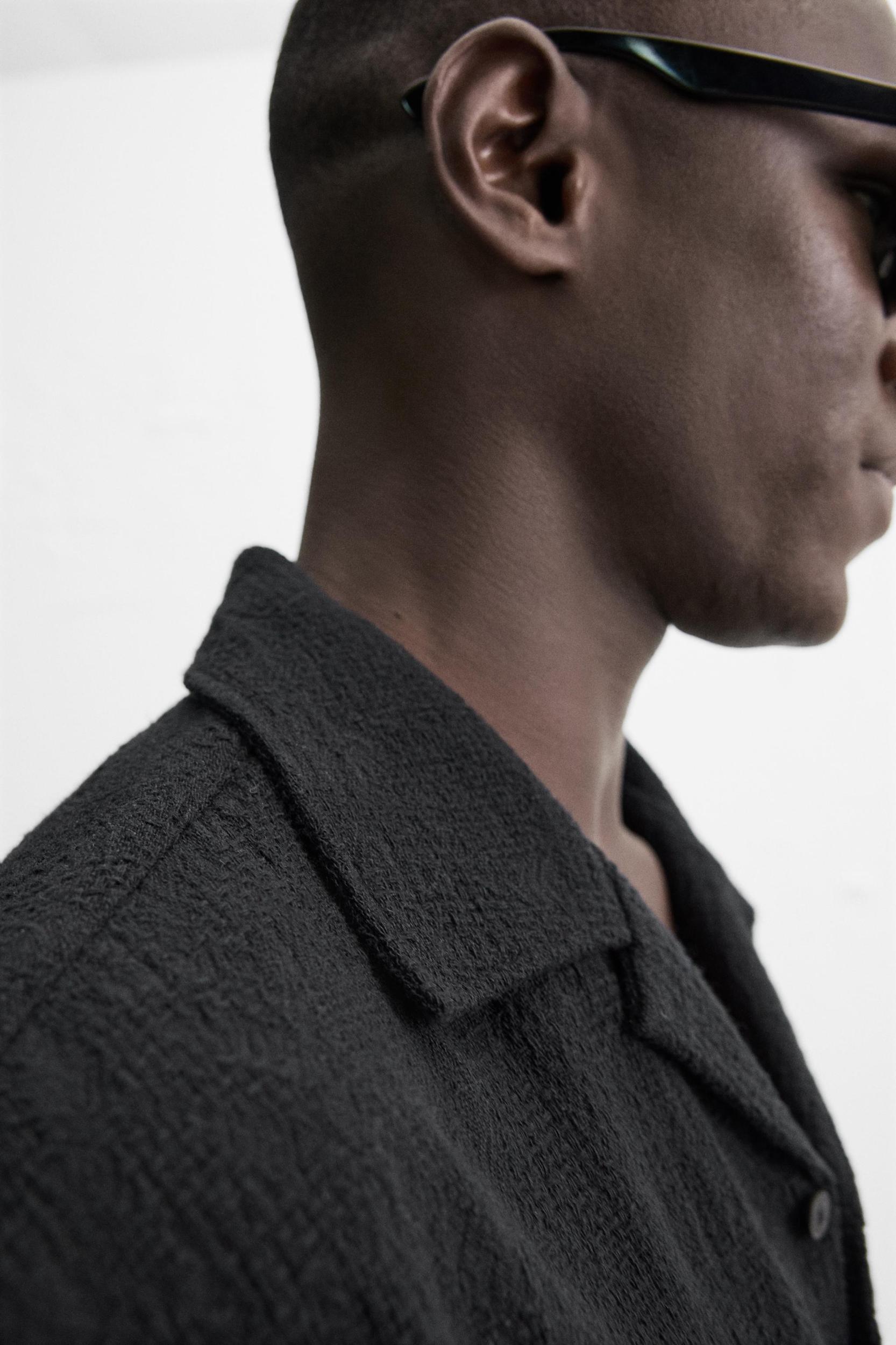 RELAXED FIT JACQUARD SHIRT Product Image