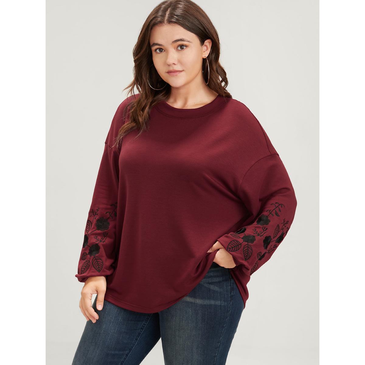 Plus Size Plain Embroidered Lantern Sleeve Drop Shoulder Sweatshirt Women Scarlet Elegant Embroidered Round Neck Dailywear Sweatshirts BloomChic 28/5X Product Image