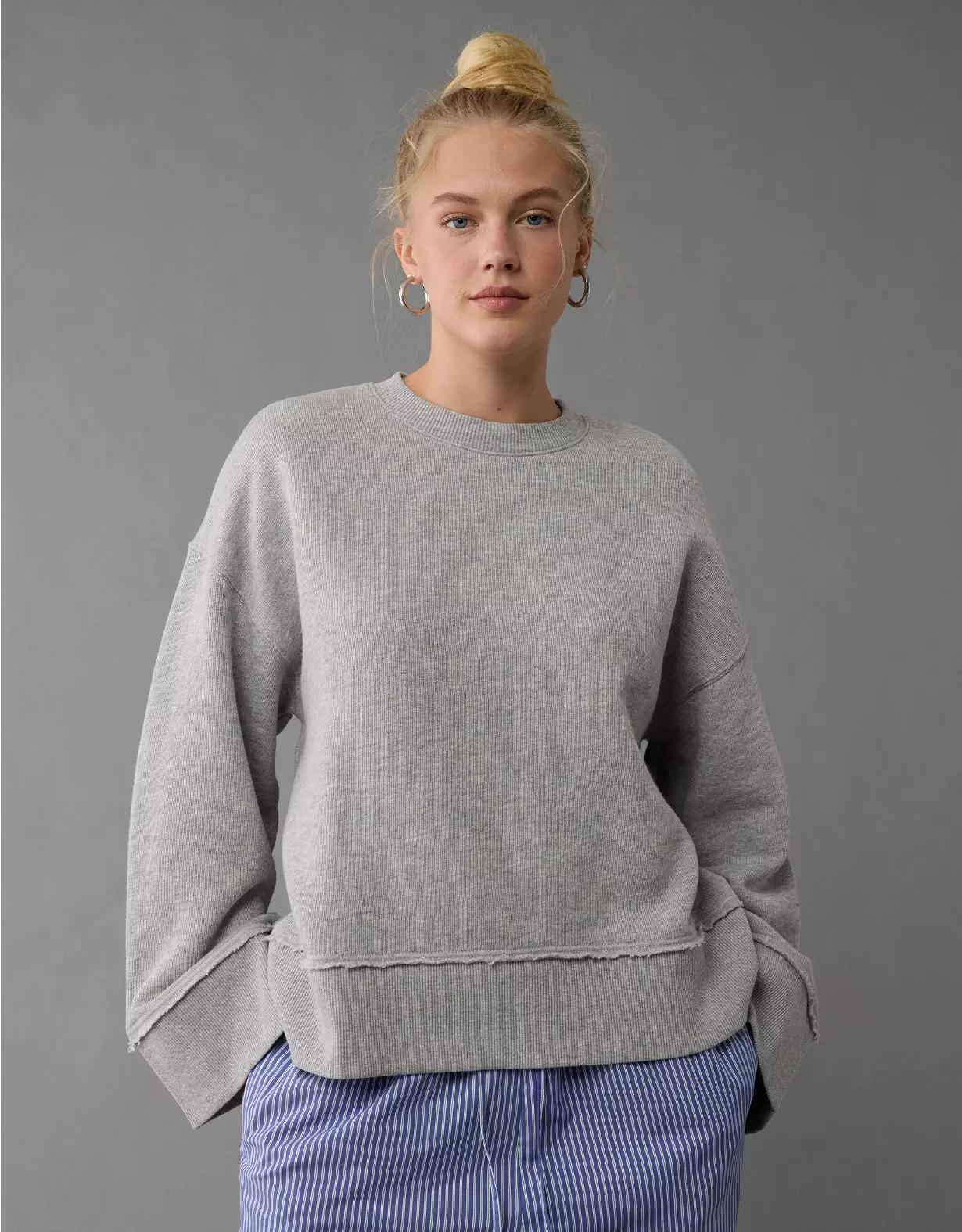 AE Relaxed Wide Sleeve Sweatshirt Product Image