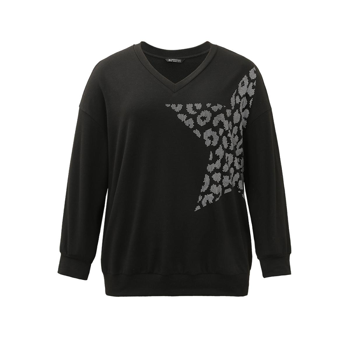 Plus Size Leopard & Star Print Round Neck Sweatshirt Women Black Casual Printed V-neck Dailywear Sweatshirts BloomChic 18-20/2X Product Image
