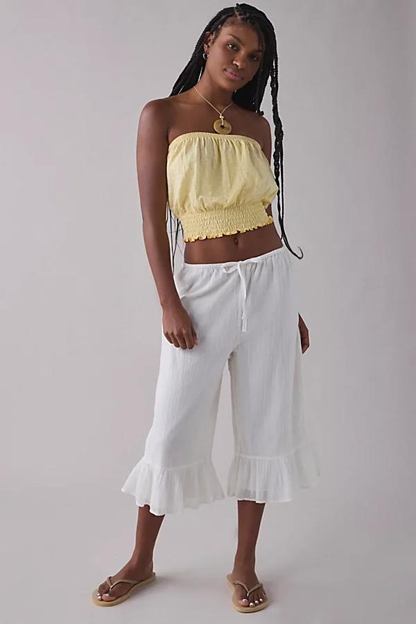 Kimchi Blue Livia Ruffle Bloomer Capri Pant Womens at Urban Outfitters Product Image