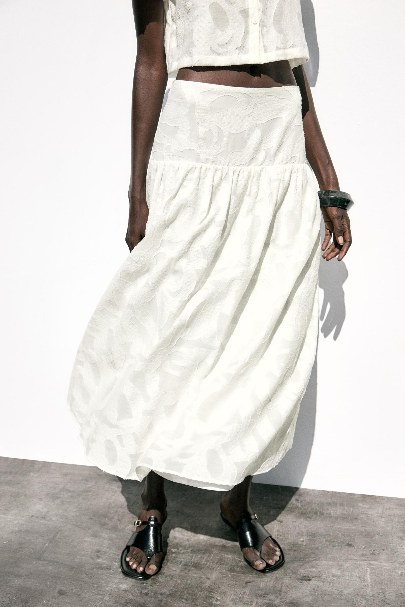 TEXTURED MIDI SKIRT Product Image