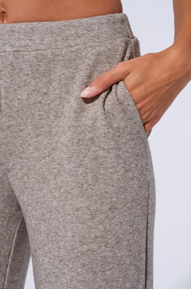 VIBE OUT FLARE LEG KNIT PANT IN GREY Product Image