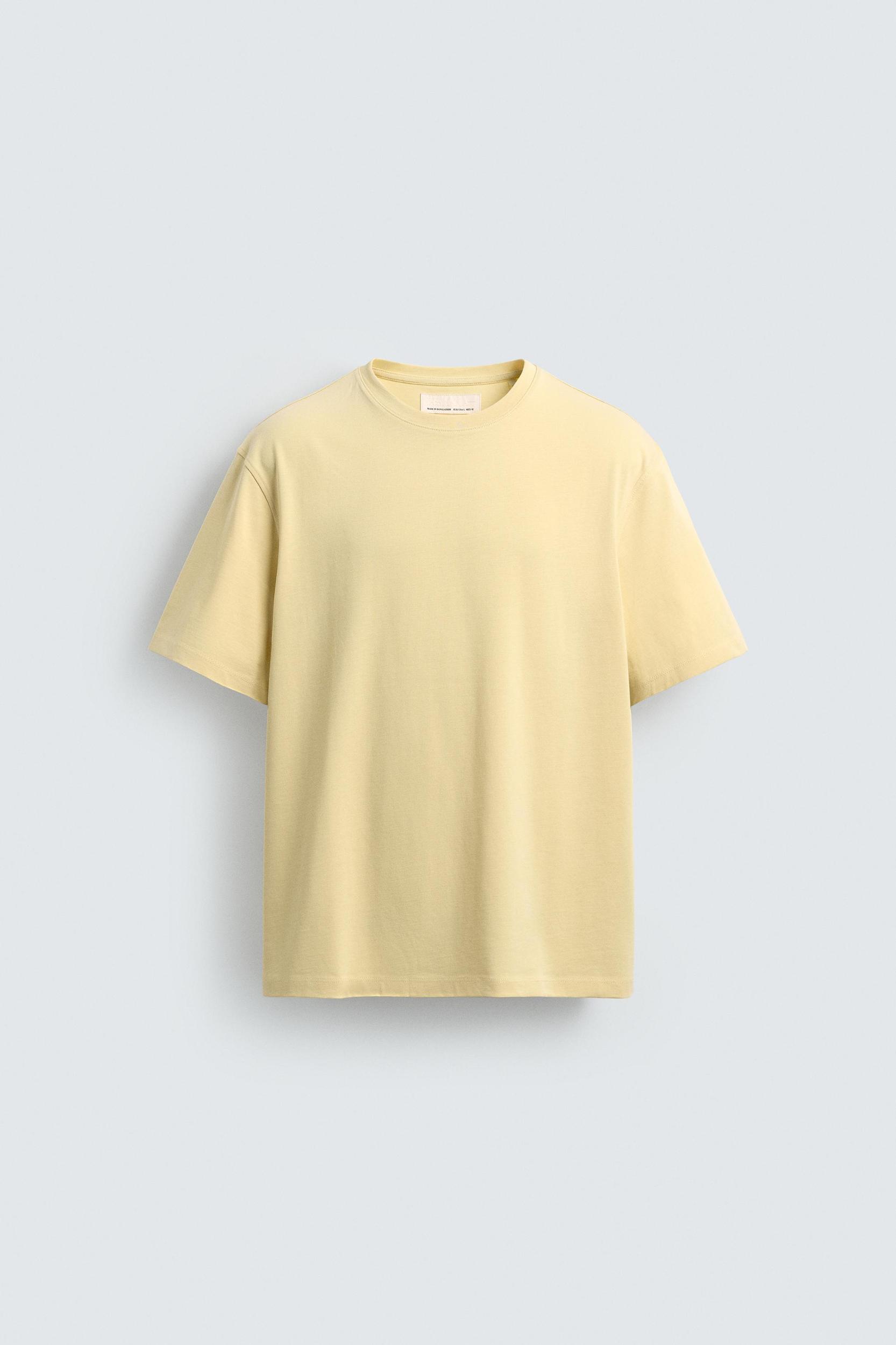 MEDIUM WEIGHT SHORT SLEEVE T-SHIRT Product Image
