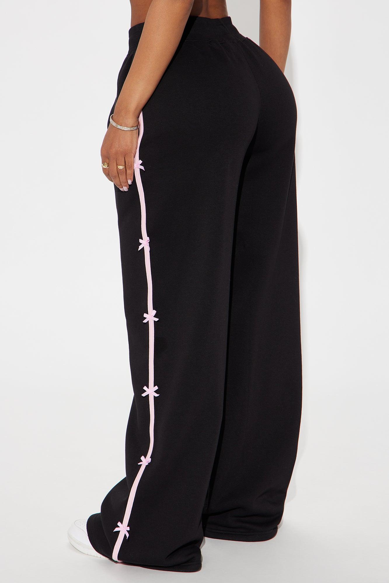 Sara Wide Leg Striped Fleece Pant - Black Product Image