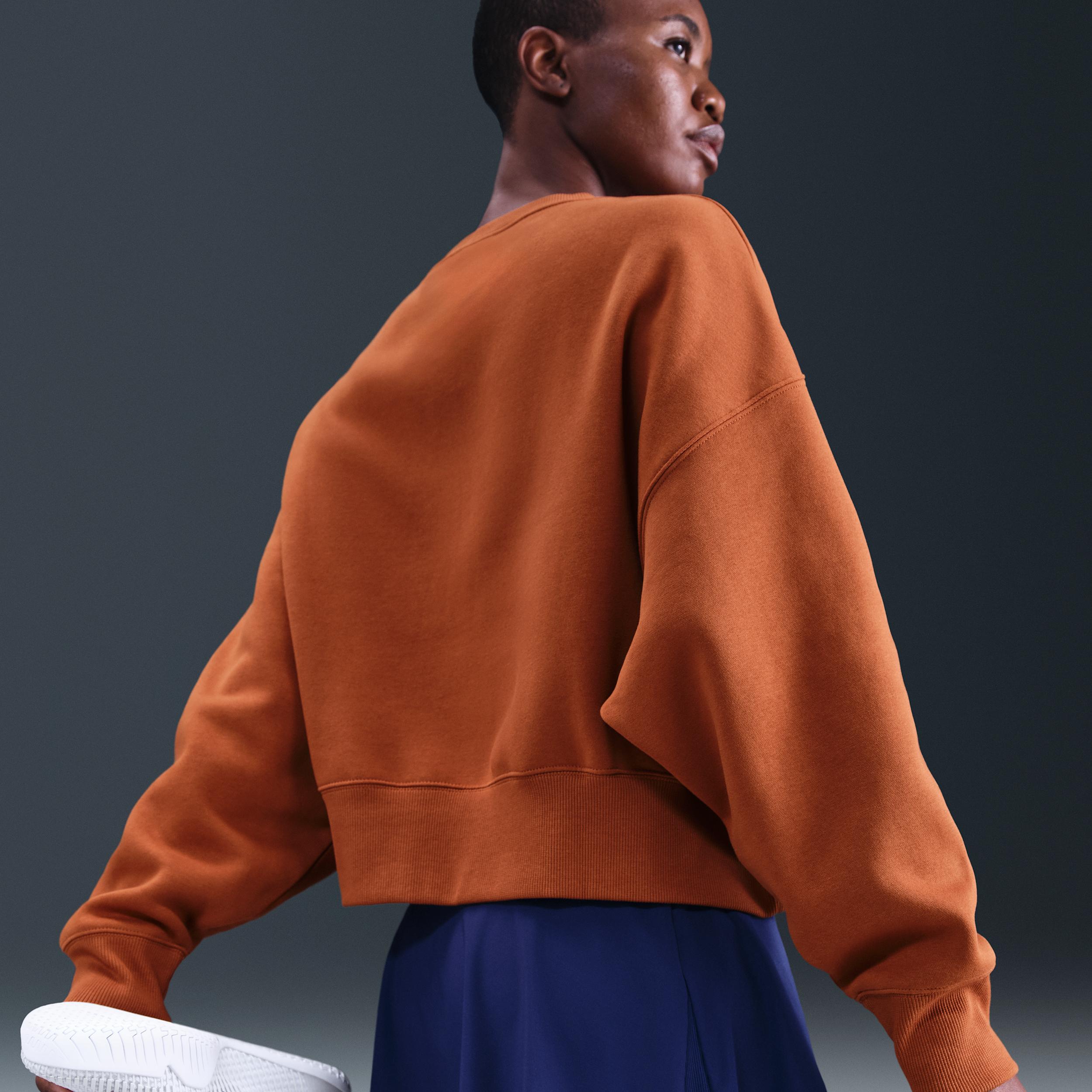 Nike Womens Court Heritage Phoenix Fleece Over-Oversized Crew-Neck Sweatshirt | HJ8988-246 Product Image