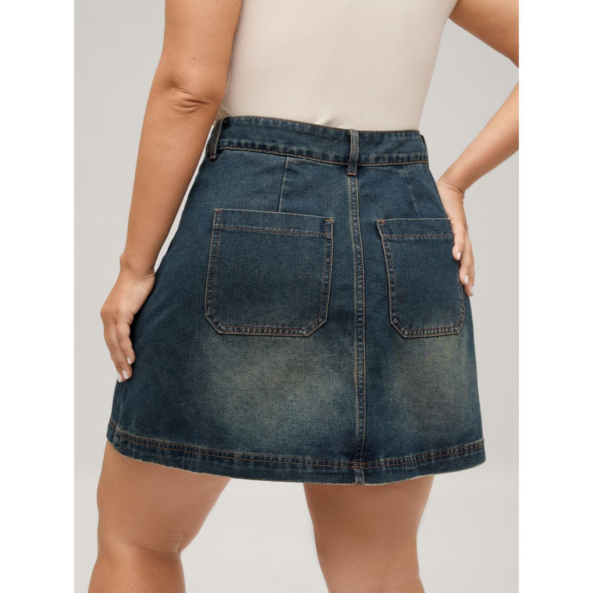 Plus Size A-Line Seamed Denim Skirt Women Bluevintage Everyday-Casual No stretch Medium Wash 16/1X Slanted pocket Denim Skirts BloomChic Product Image