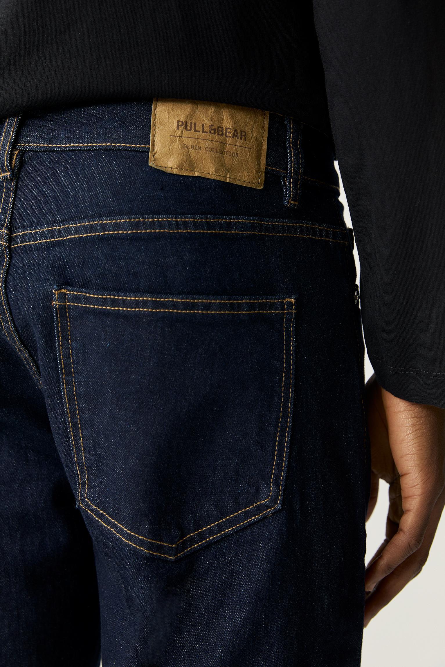 Slim fit jeans with seam details Product Image