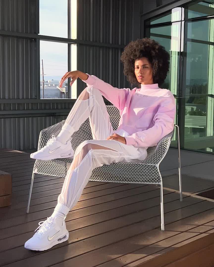 Nike Air Max INTRLK Lite Women's Shoes Product Image