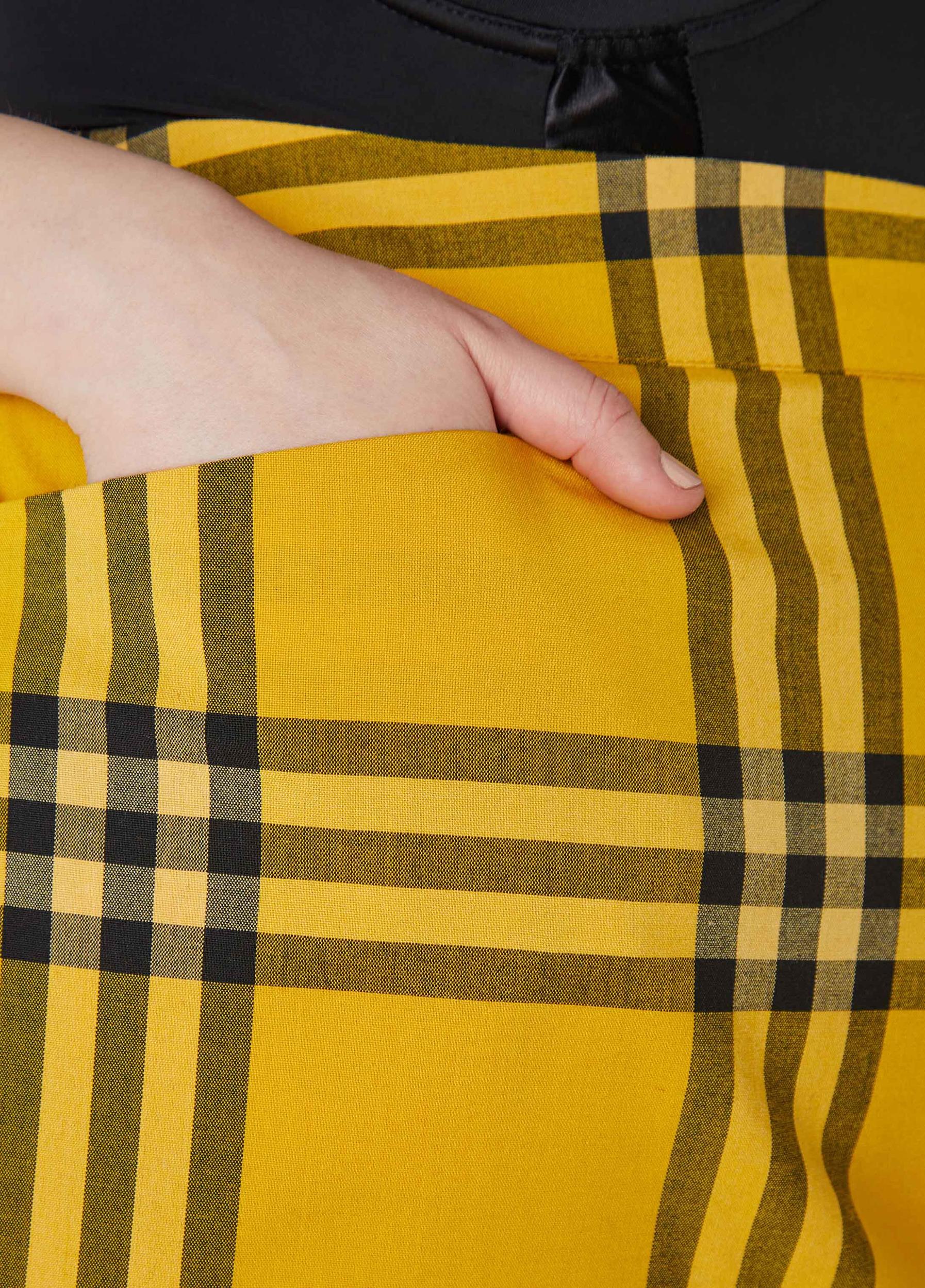 Plaid Pencil Skirt Product Image