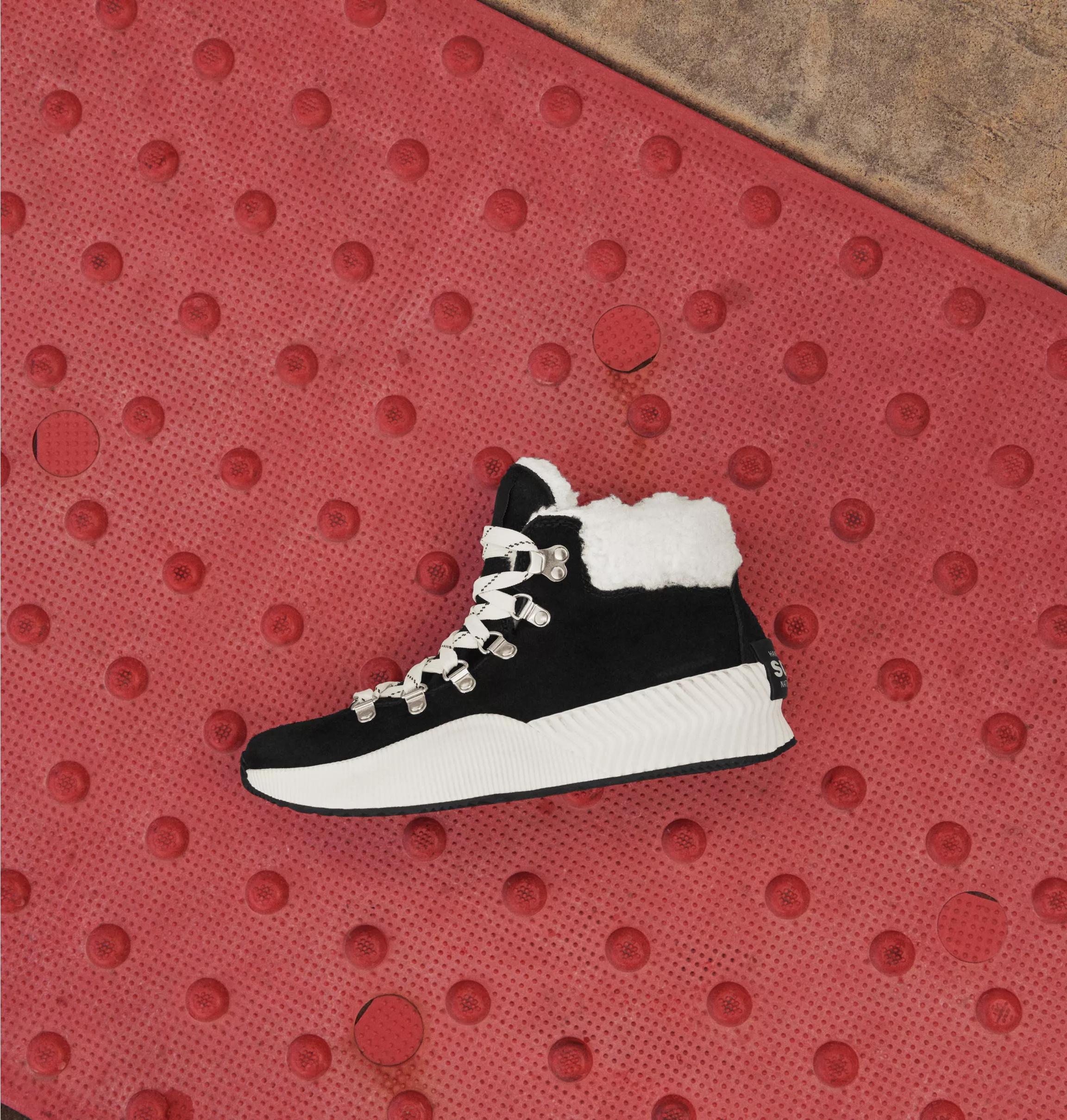 Women's Out N About™ III Conquest Boot Product Image