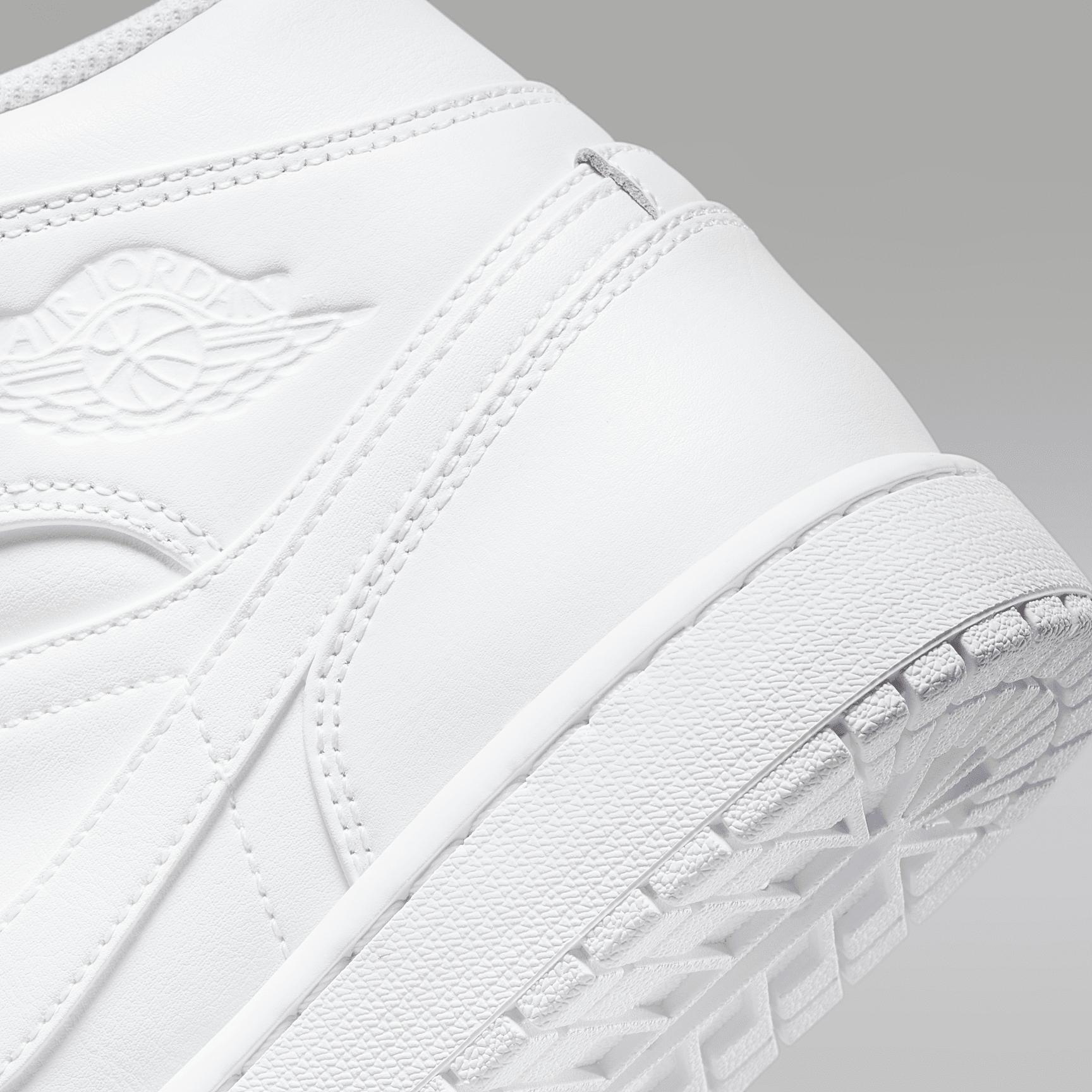 Men's Air Jordan 1 Mid Shoes Product Image