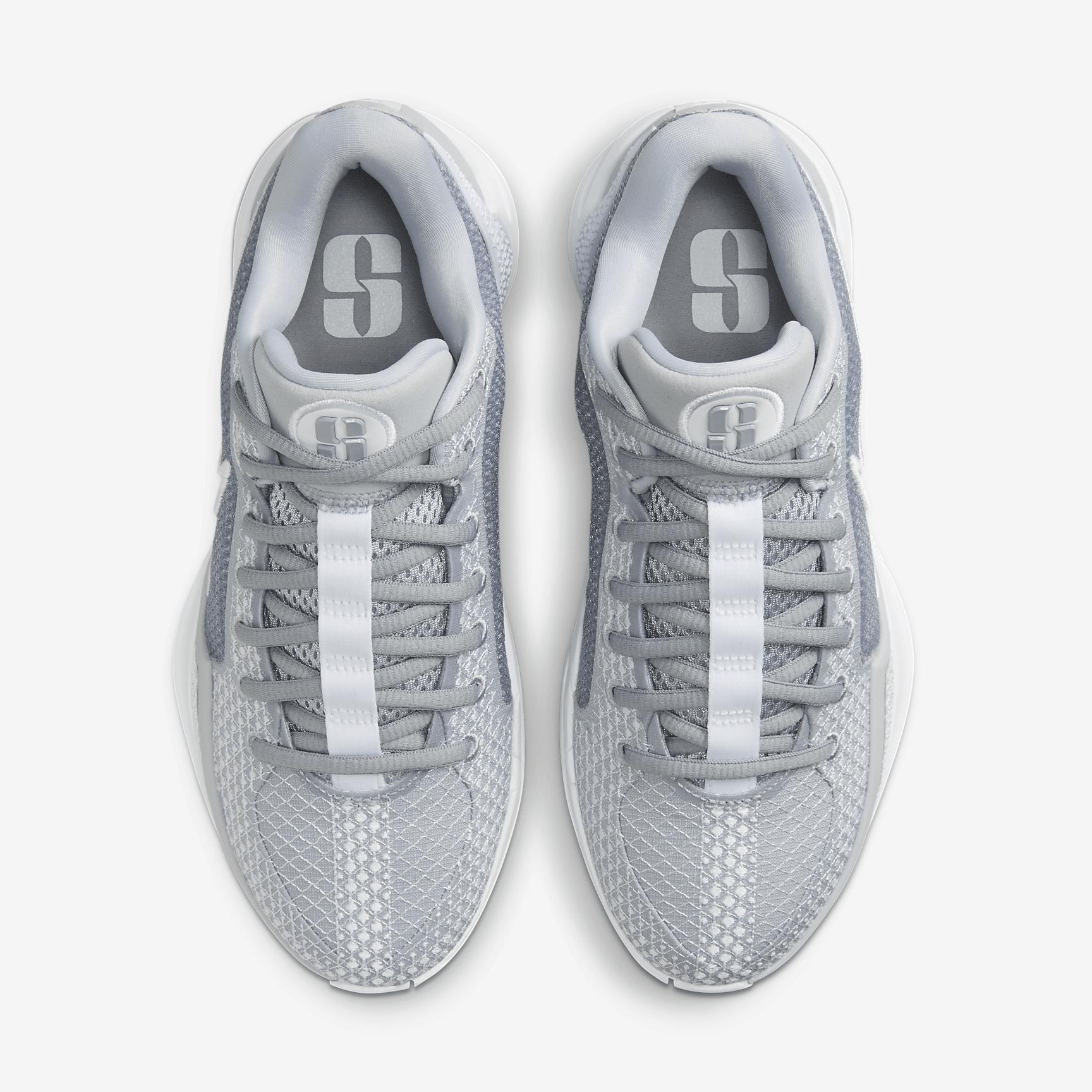 Sabrina 1 Basketball Shoes Product Image