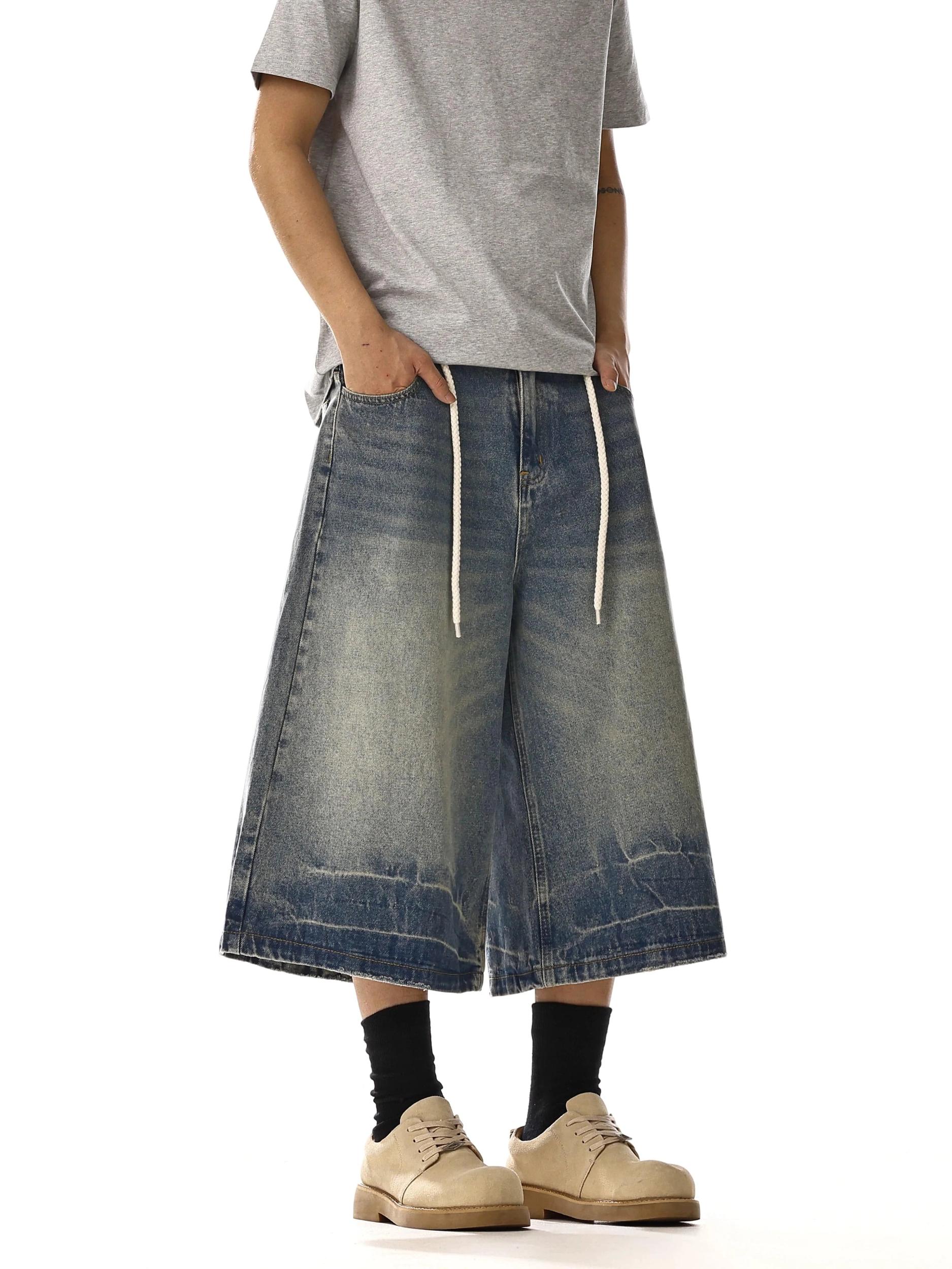 RT No. 18123 DRAWSTRING WASHED DENIM SHORTS Product Image